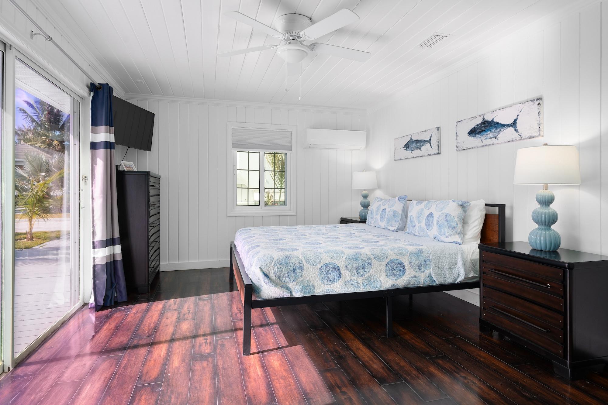 COCONUT BEACHFRONT ESTATE