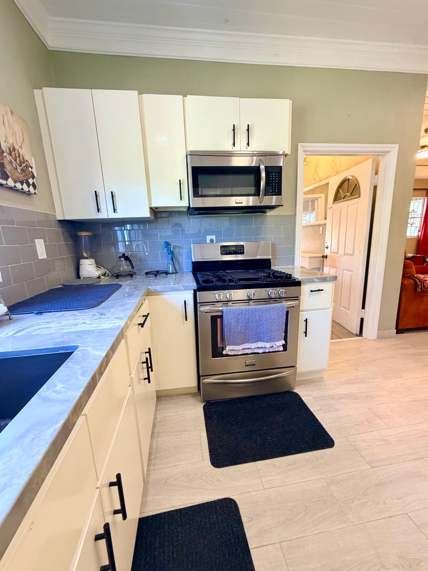 4 BEAUMONTIA AVE. GARDEN