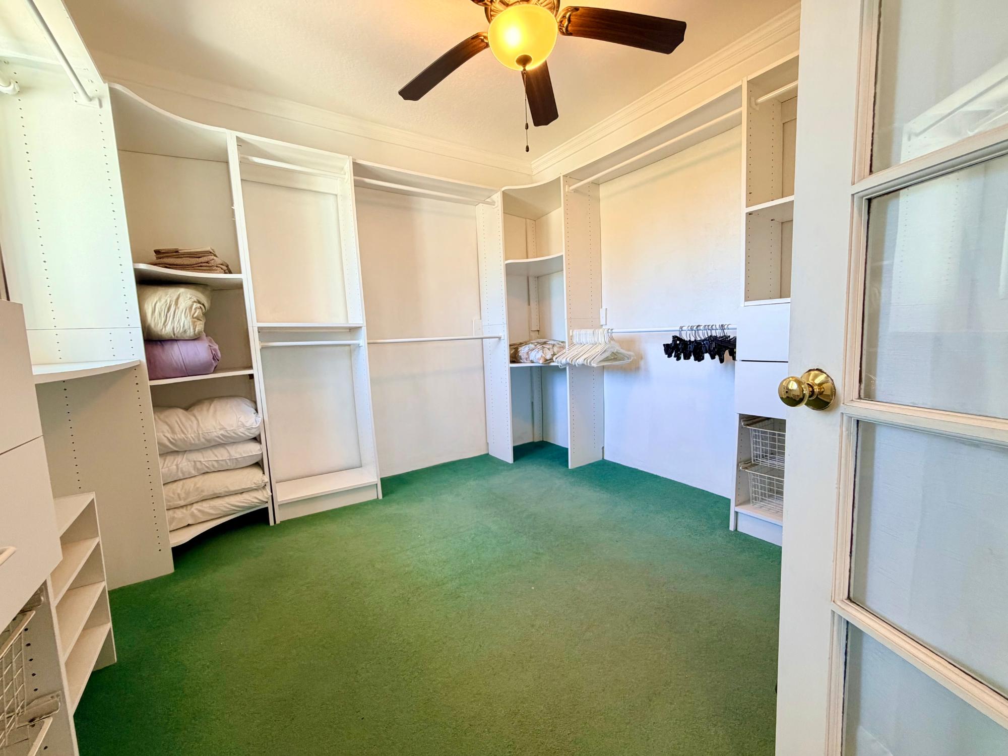 4 BEAUMONTIA AVE. GARDEN