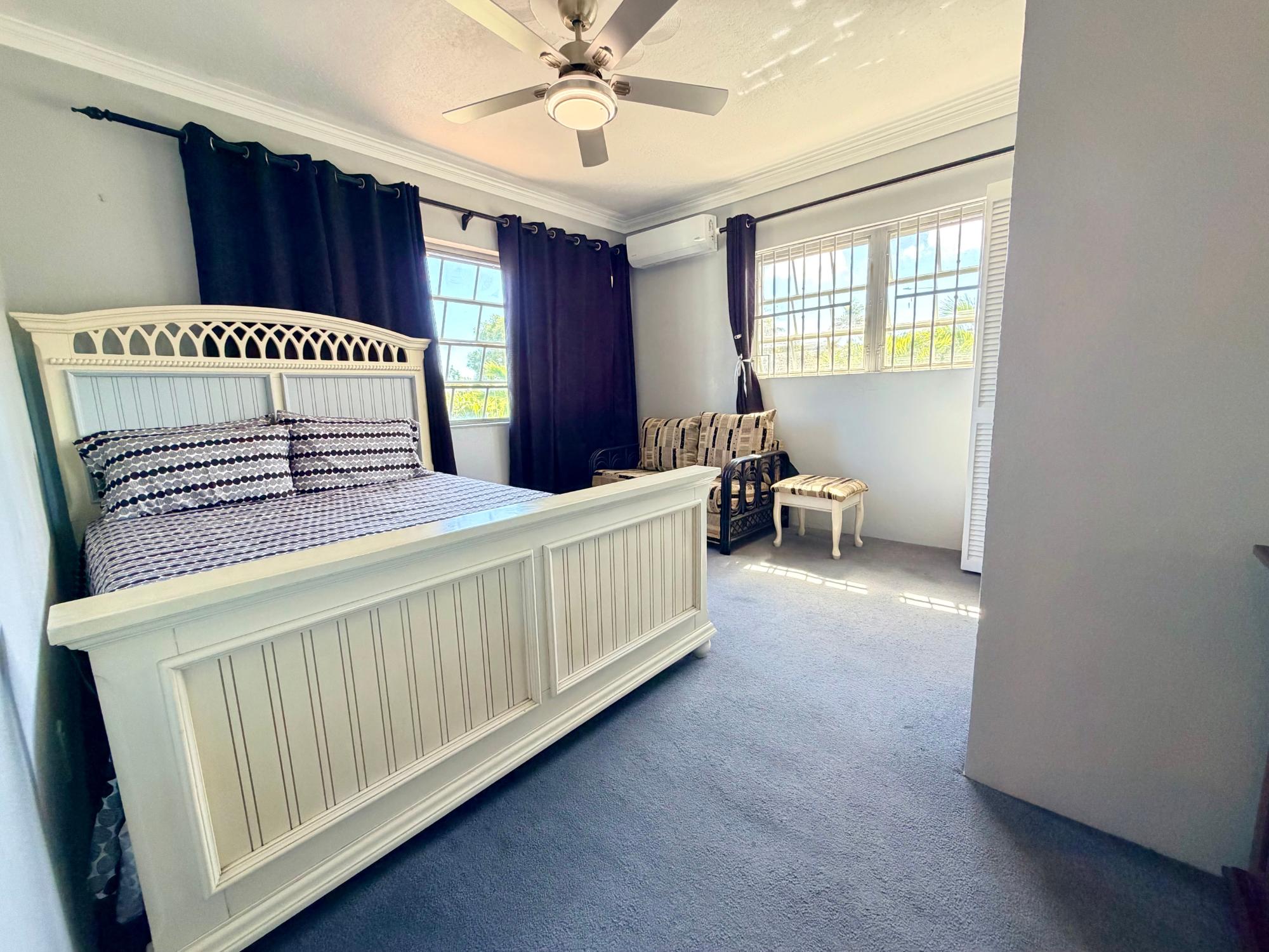 4 BEAUMONTIA AVE. GARDEN