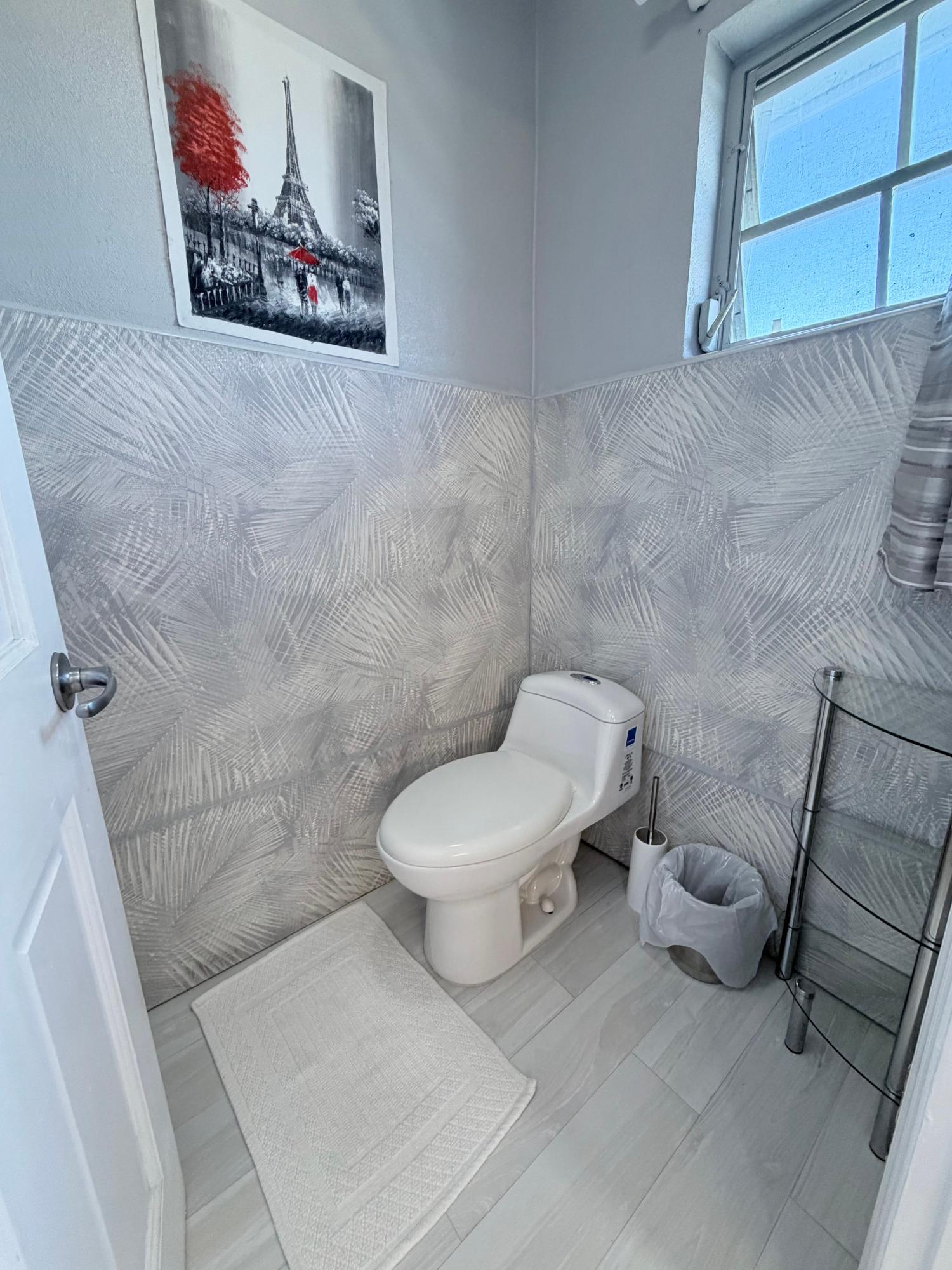 4 BEAUMONTIA AVE. GARDEN