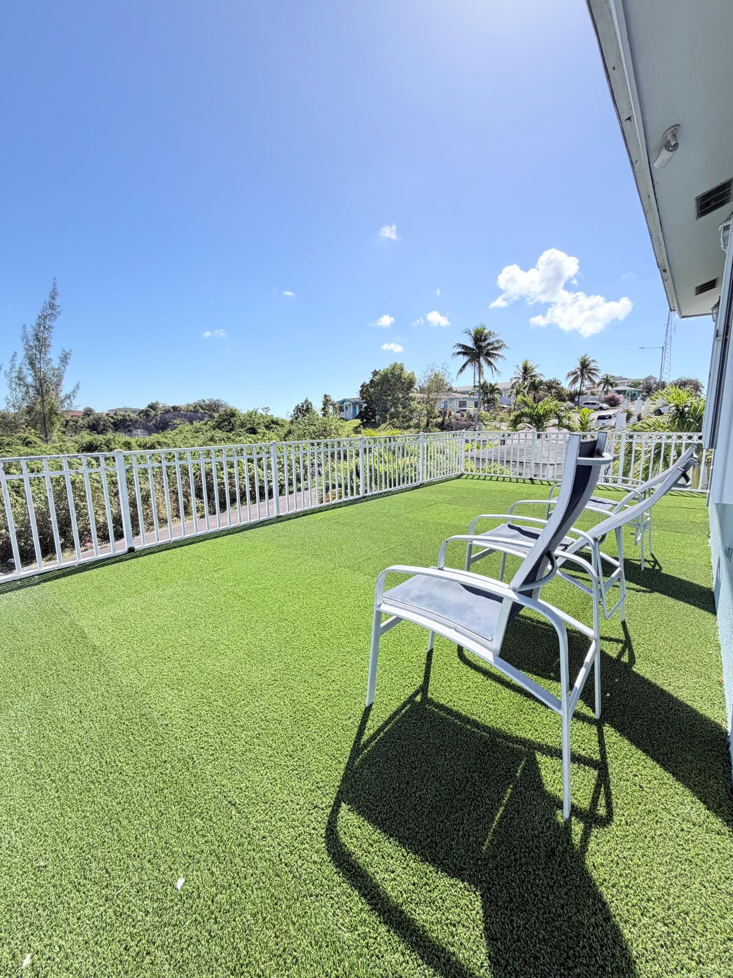 4 BEAUMONTIA AVE. GARDEN