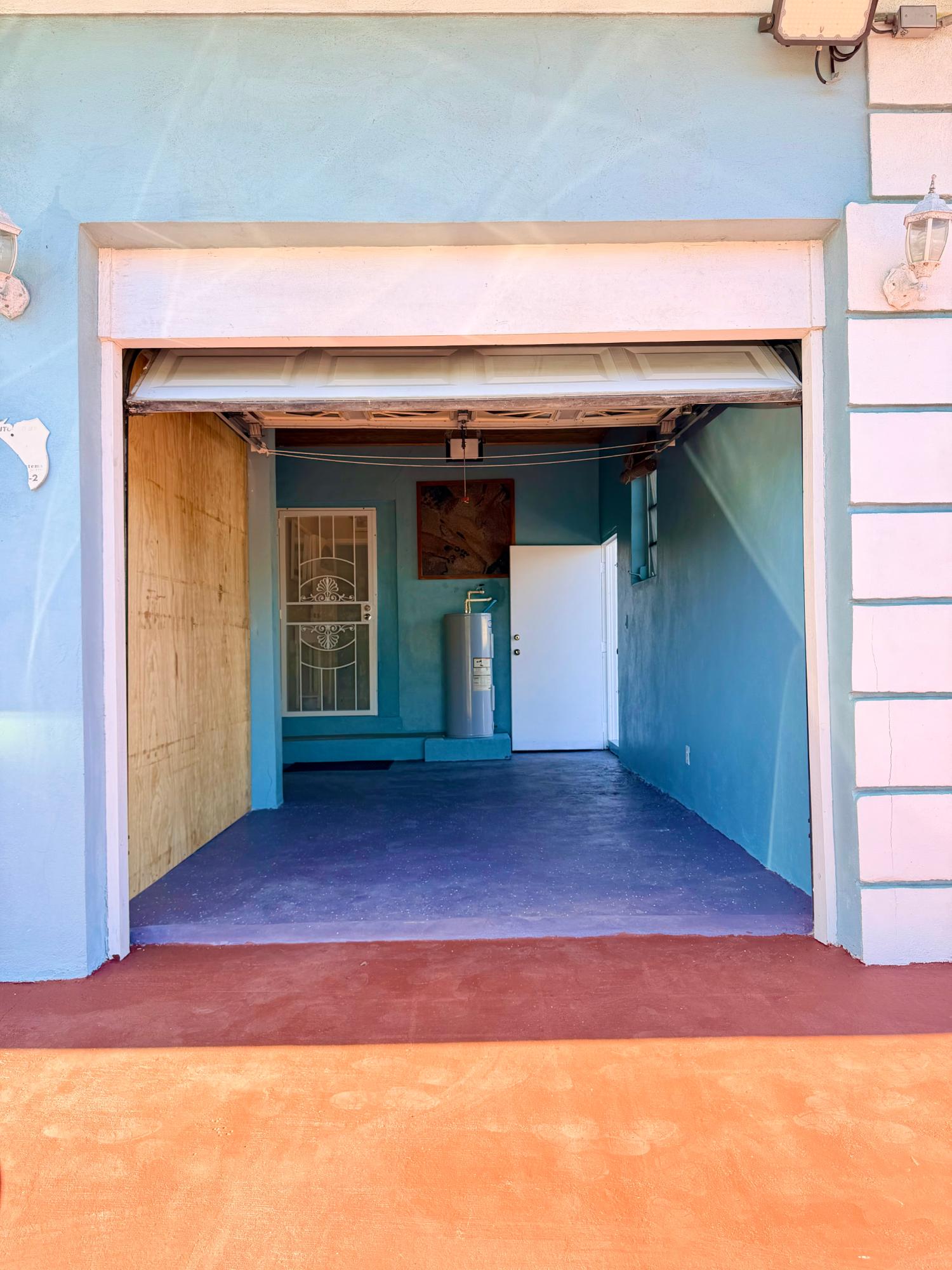 4 BEAUMONTIA AVE. GARDEN