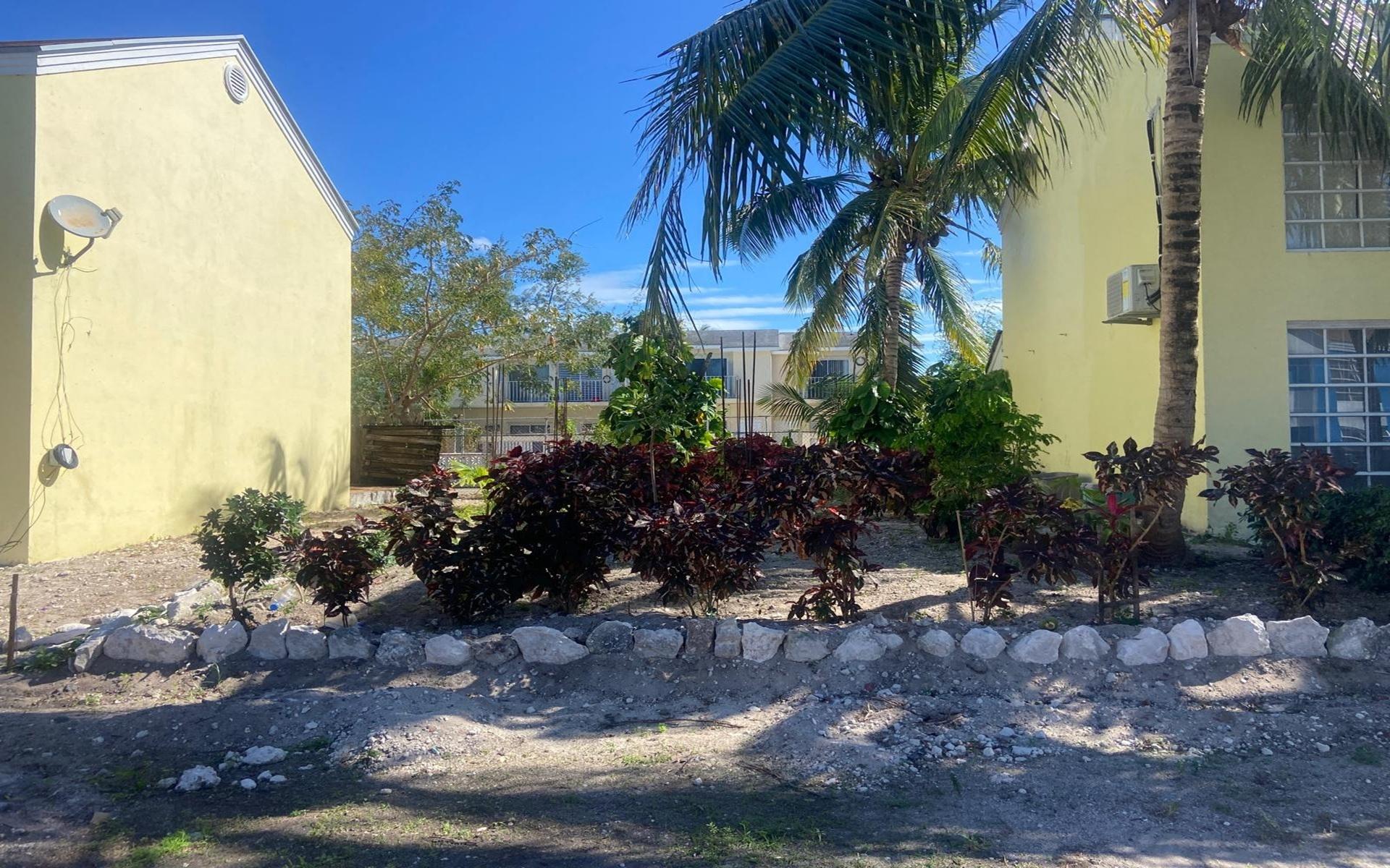 GATED LOT IN CABLE BEACH