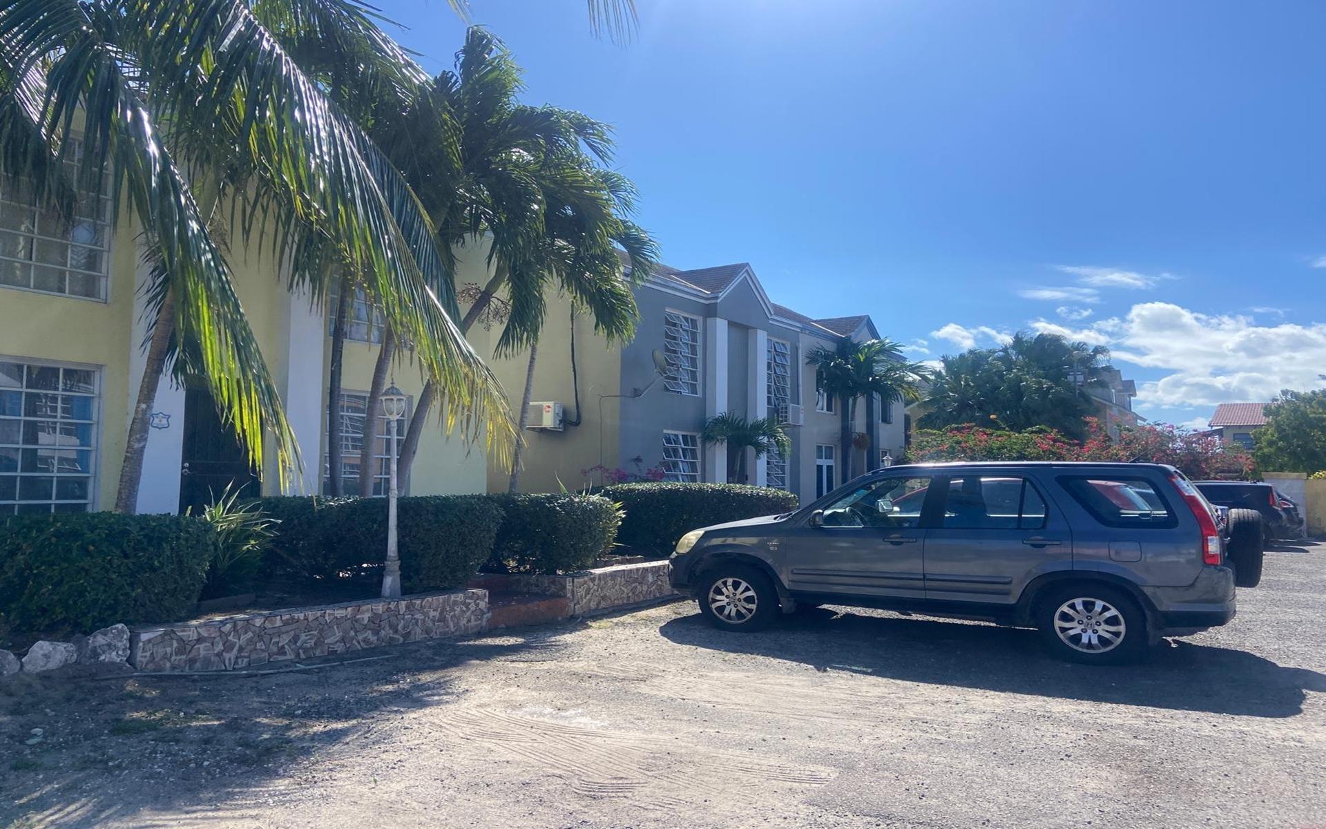 GATED LOT IN CABLE BEACH