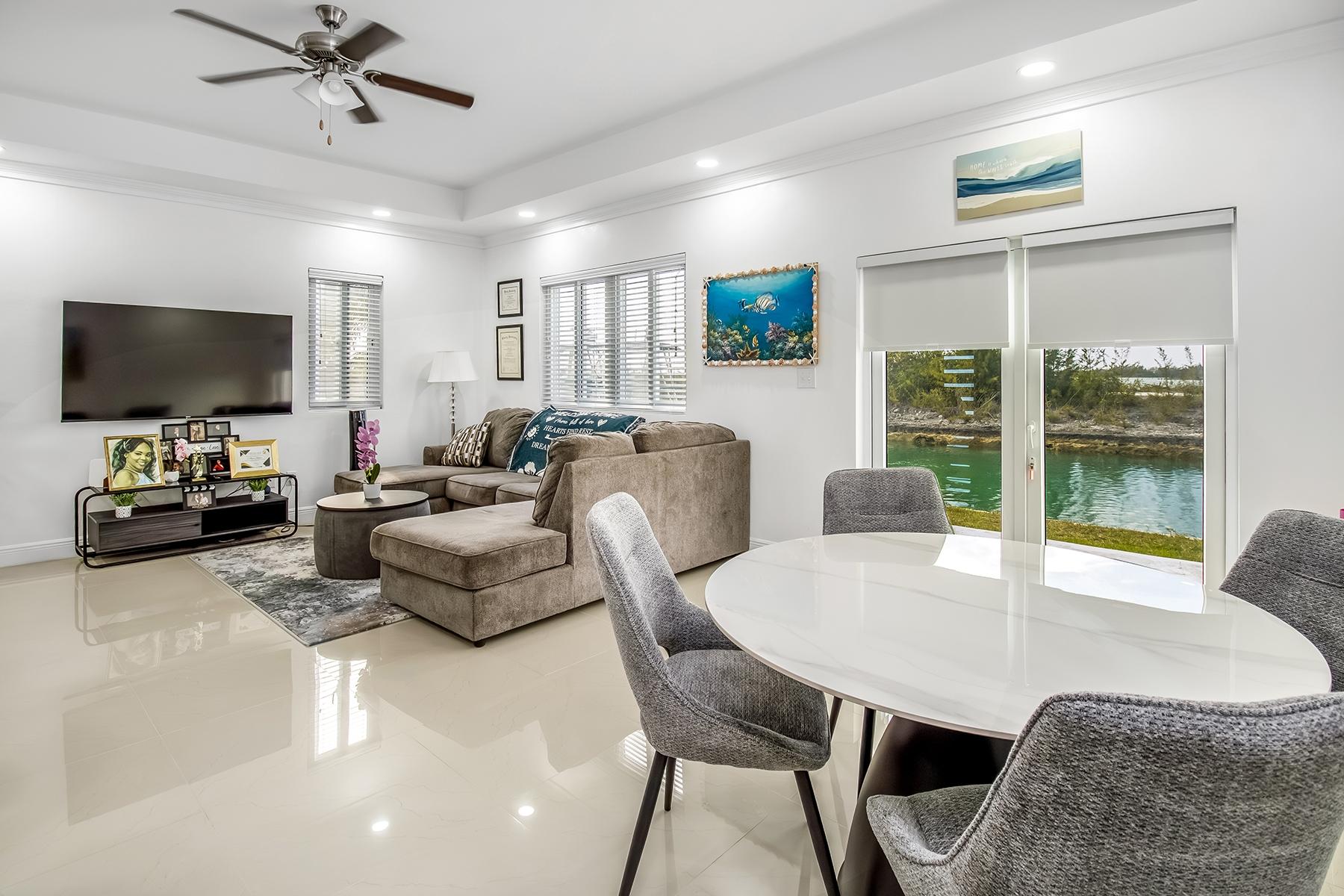 5 ATLANTIC TOWNHOUSE