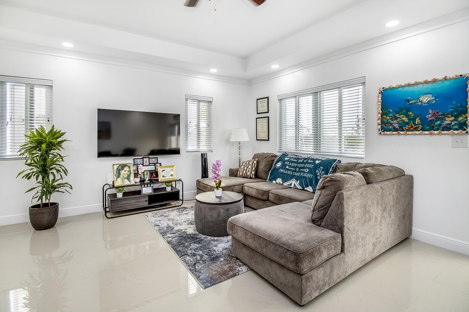 5 ATLANTIC TOWNHOUSE