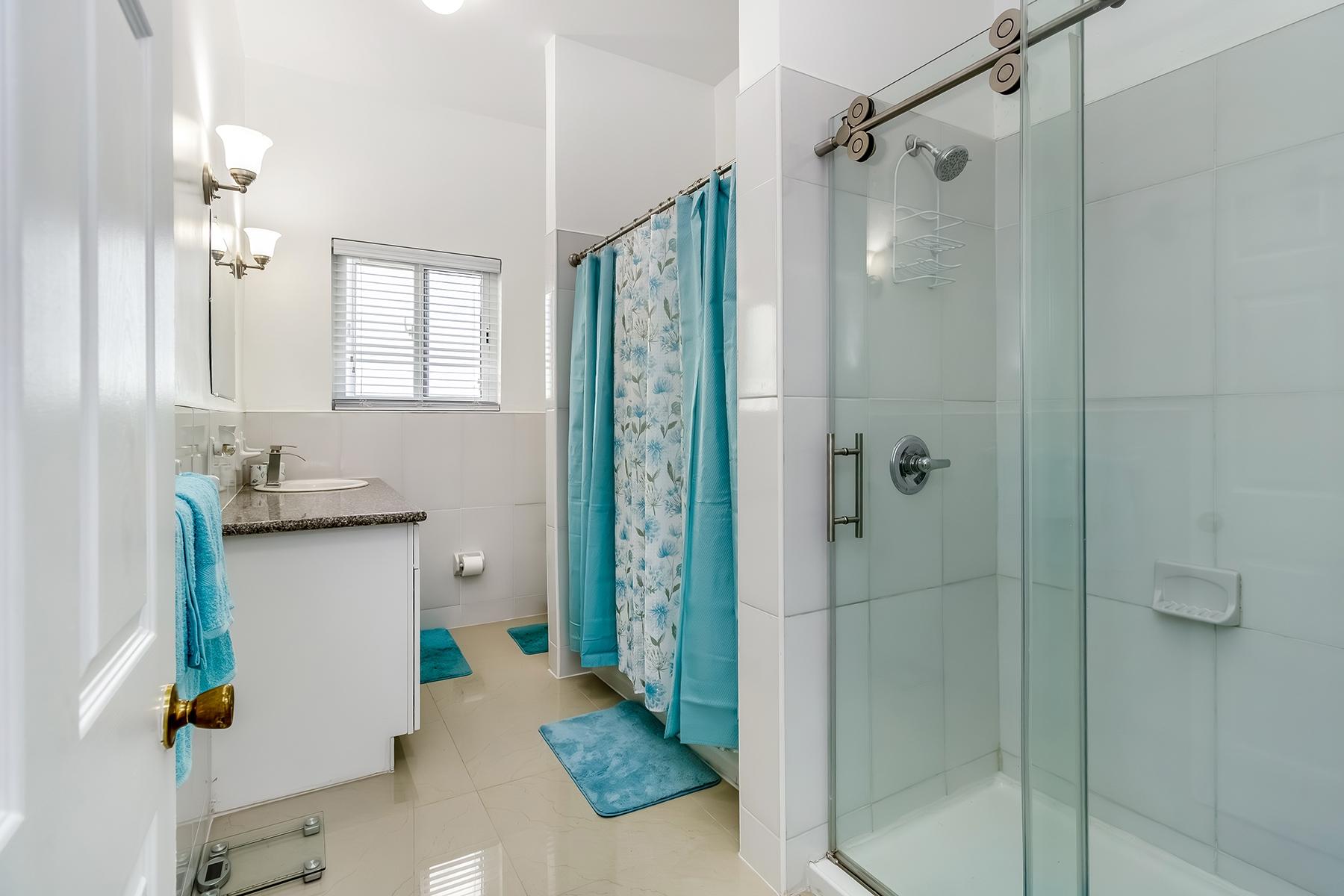 5 ATLANTIC TOWNHOUSE