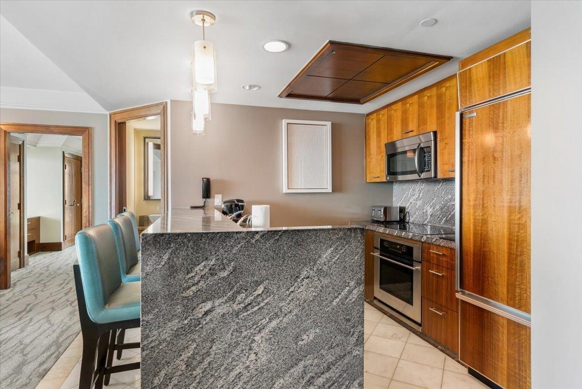 20-905/907 @ THE REEF