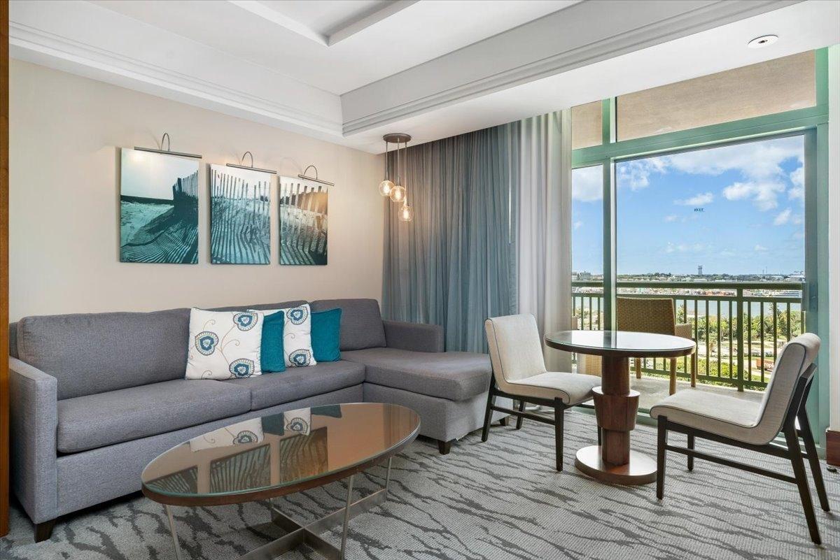 20-905/907 @ THE REEF