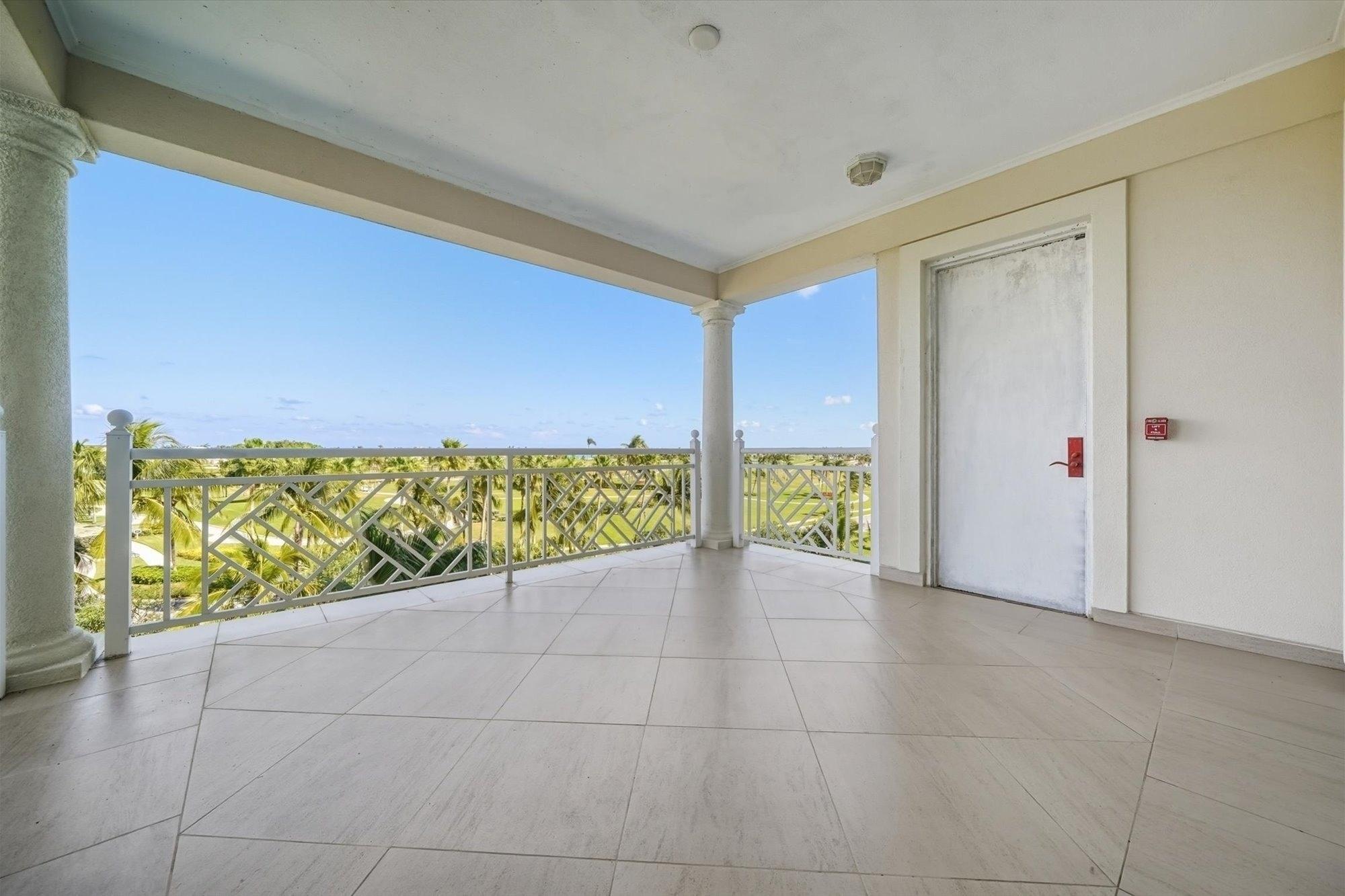 OCEAN CLUB RESIDENCES & M