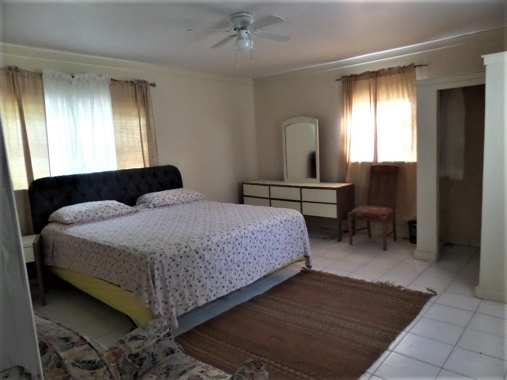 2 BED/1BA HOUSE IN HAMILT