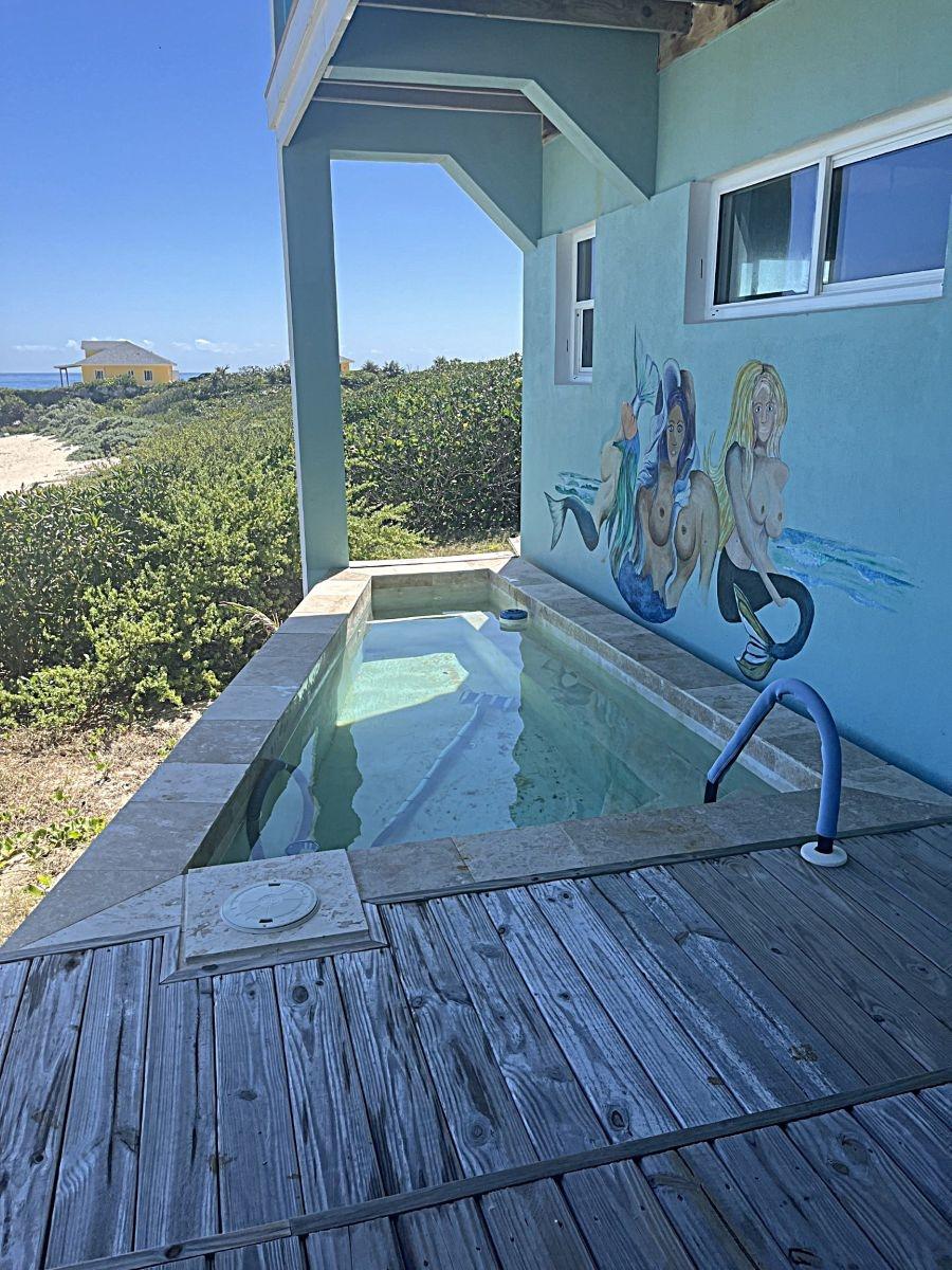 MCKANN’S BEACH HOUSE