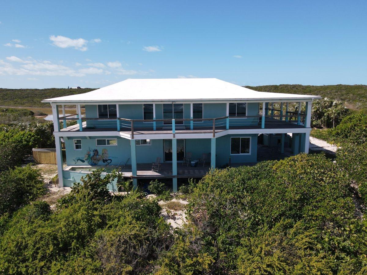 MCKANN’S BEACH HOUSE