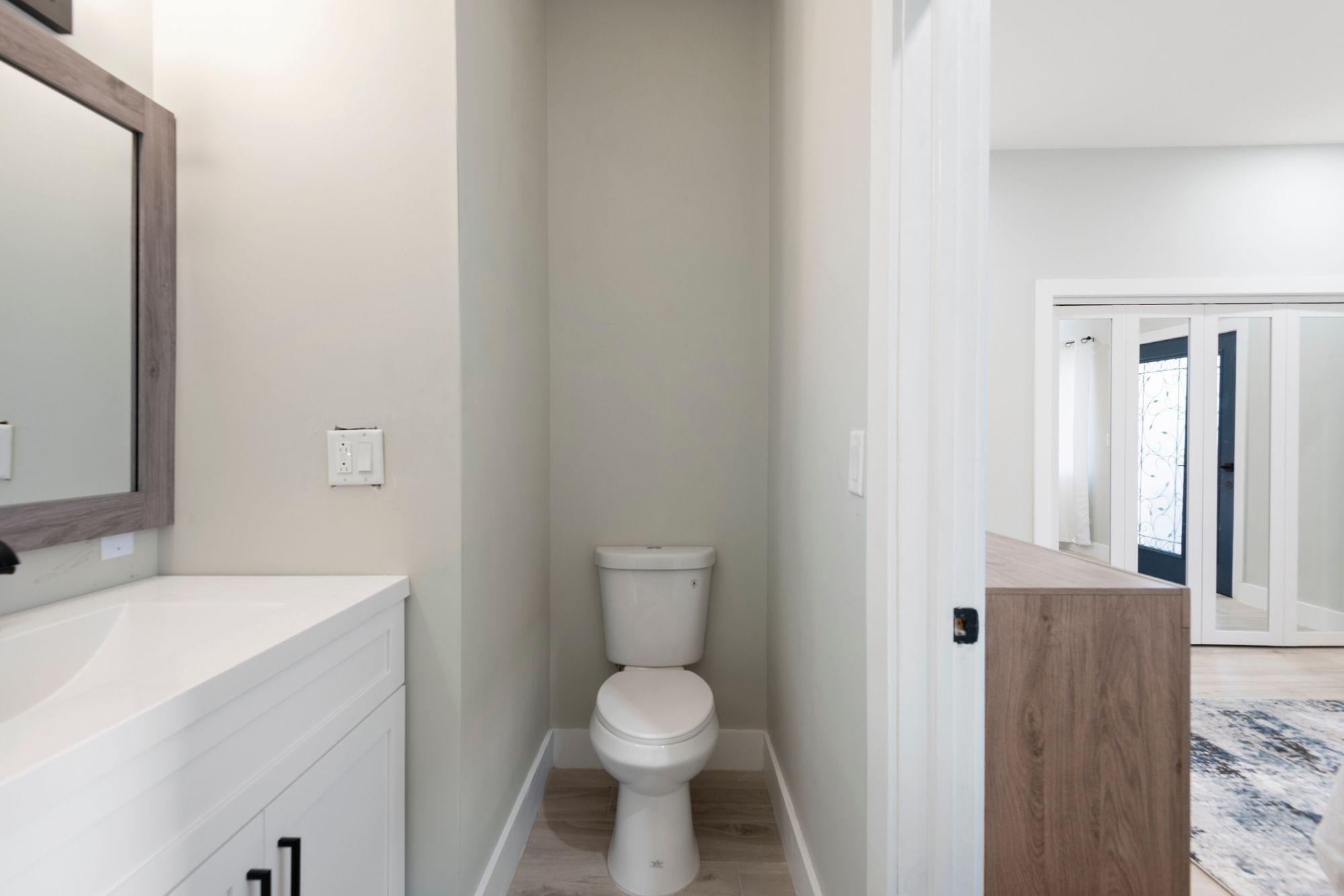 UNIT A TWILIGHT BREEZE