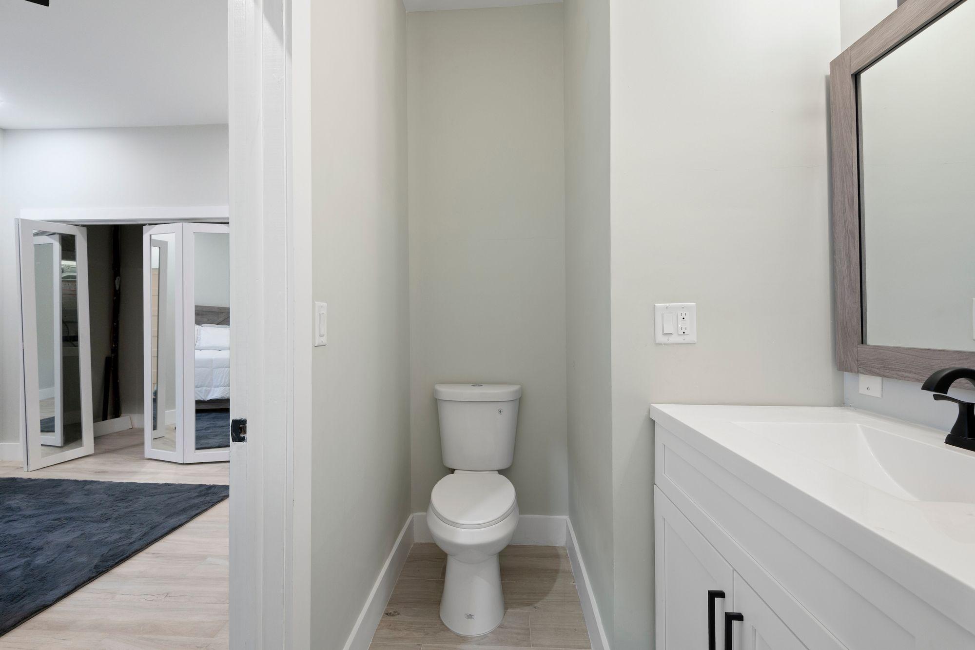 UNIT A TWILIGHT BREEZE