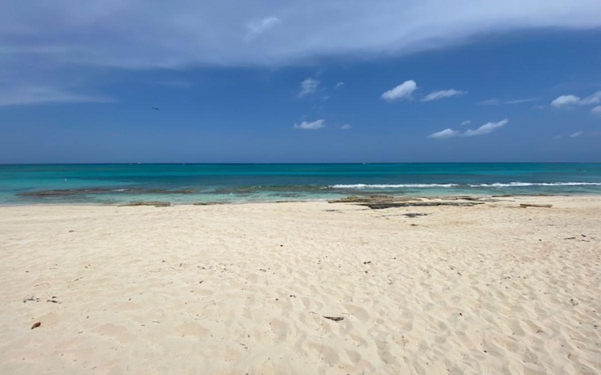 LOVE BEACH COLONY EAST