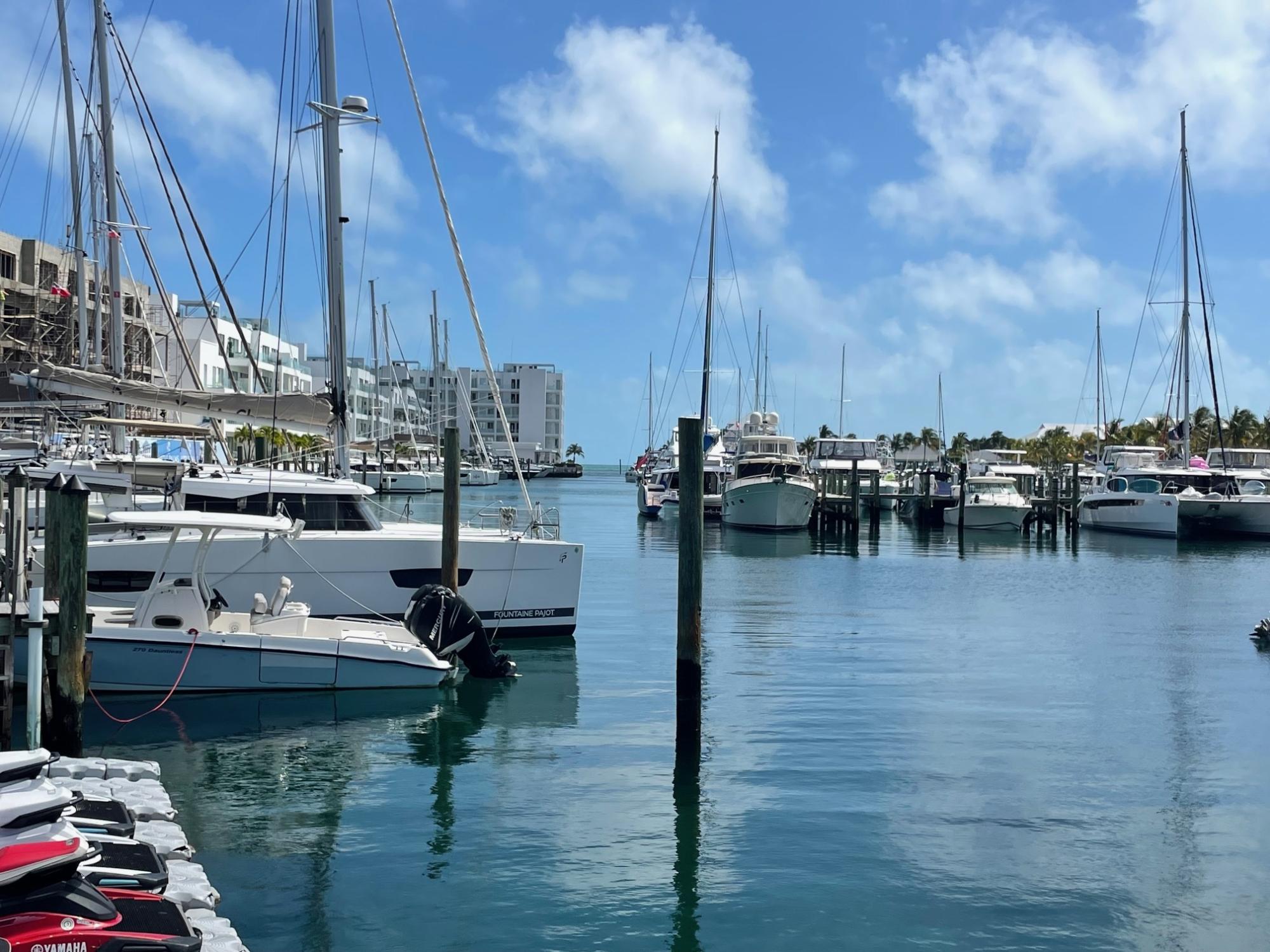 PALM CAY MARINA
