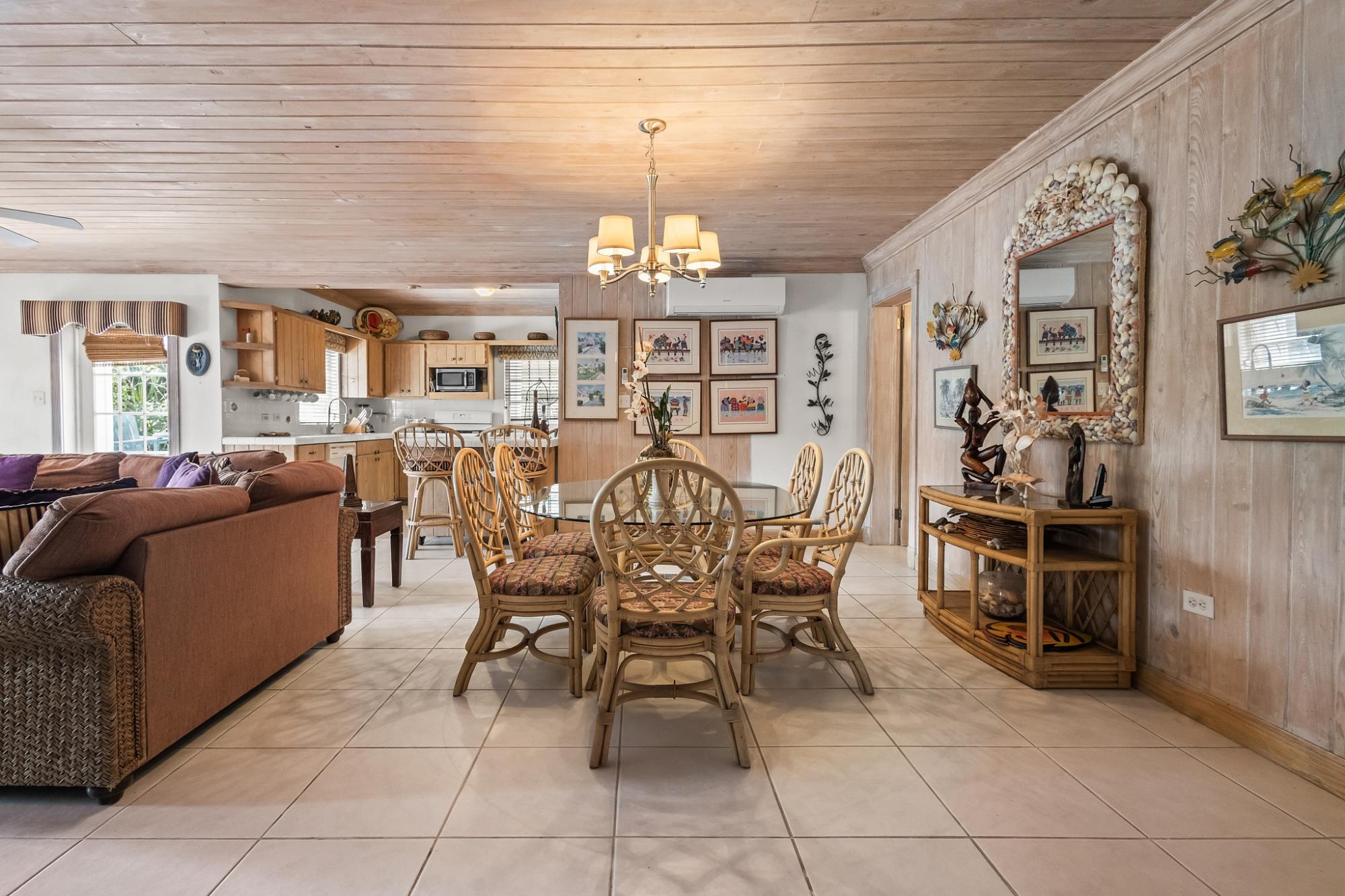 SEA VISION TRIANA SHORES