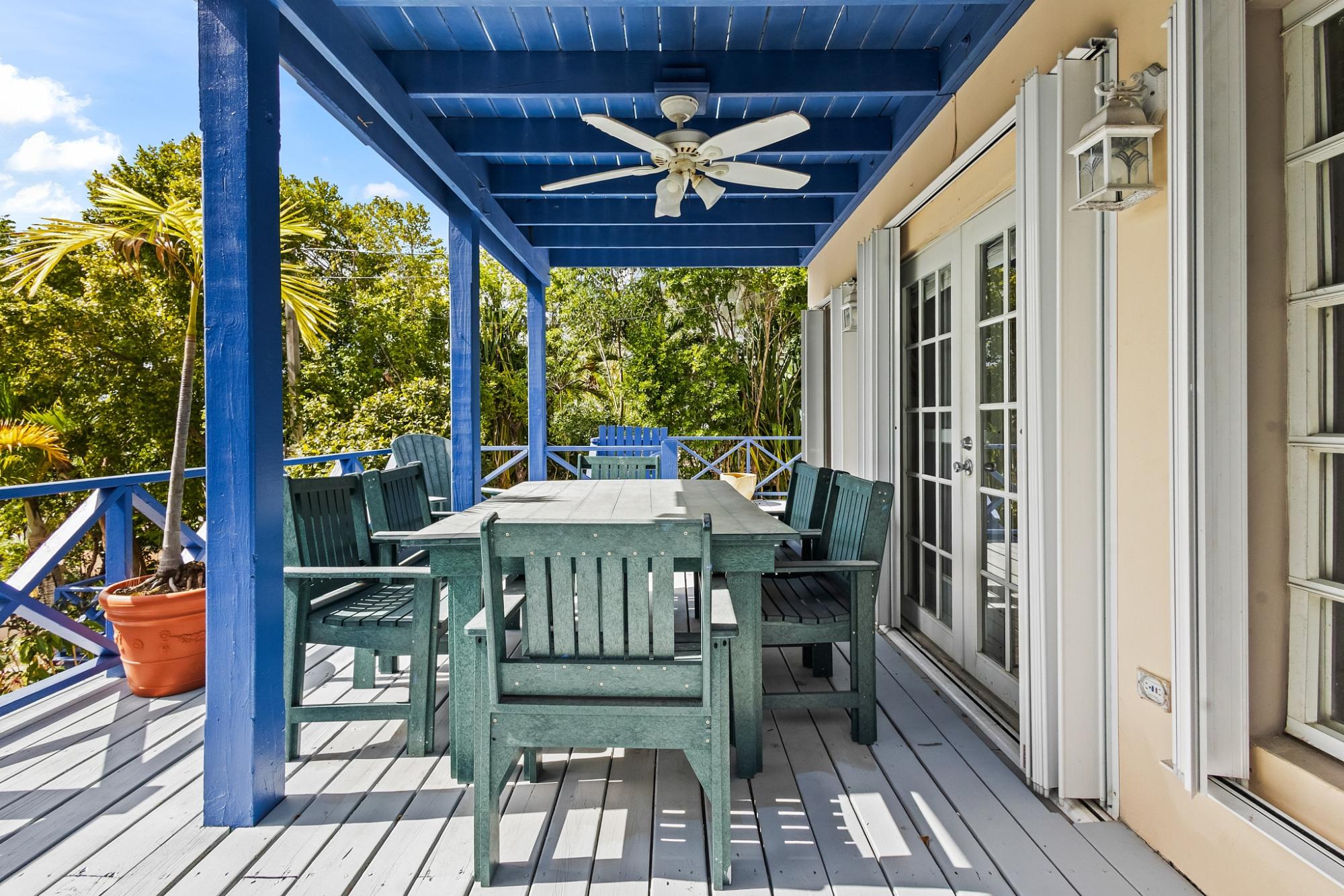 SEA VISION TRIANA SHORES