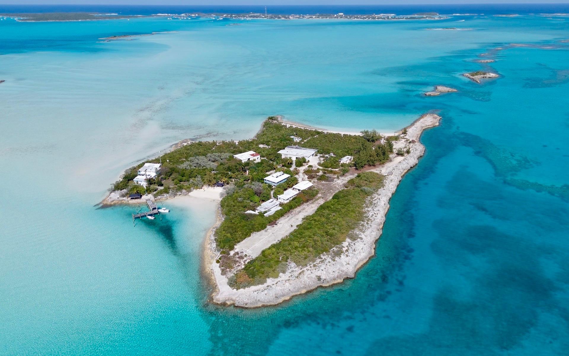 LEAF CAY, PRIVATE ISLAND