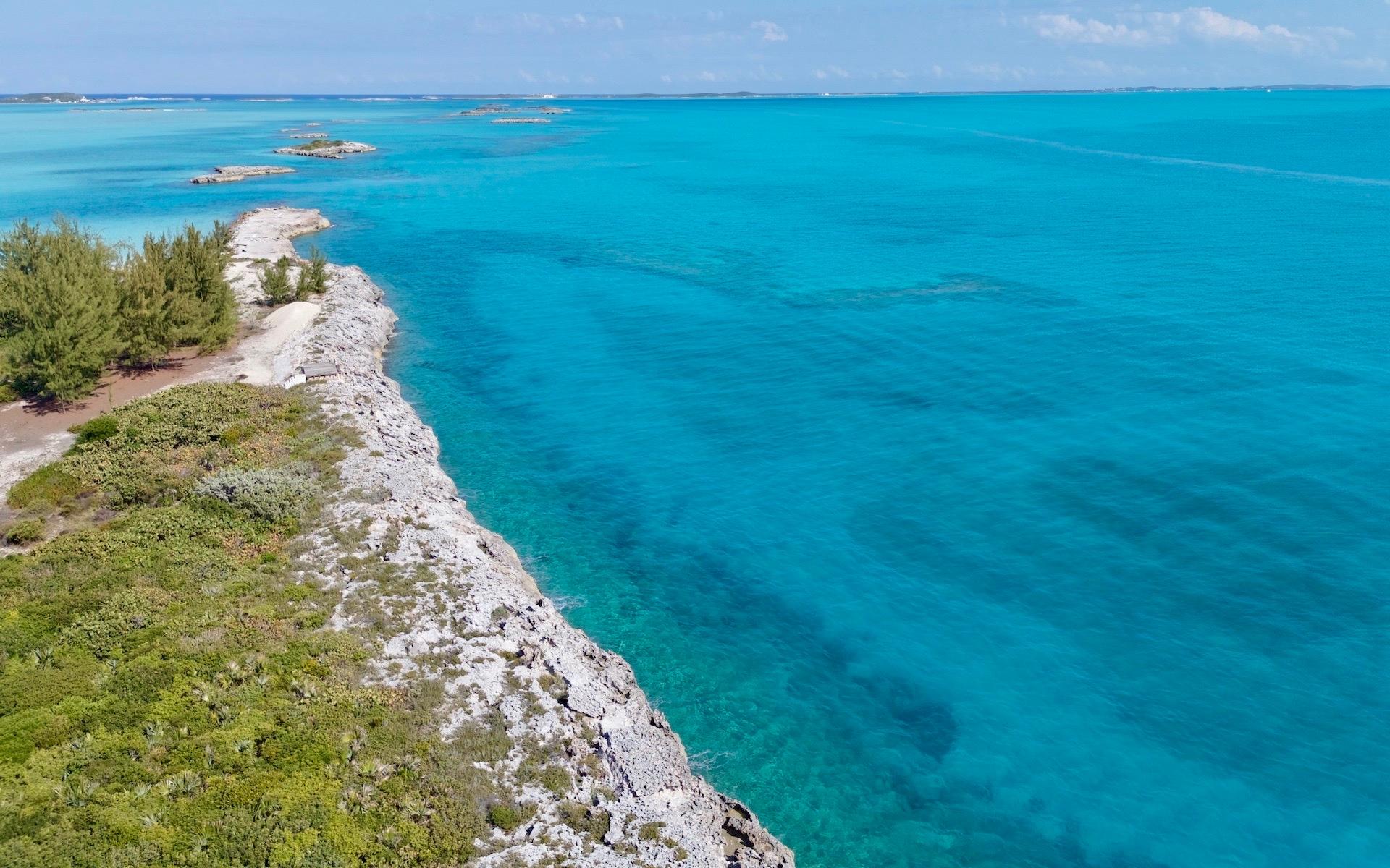 LEAF CAY, PRIVATE ISLAND