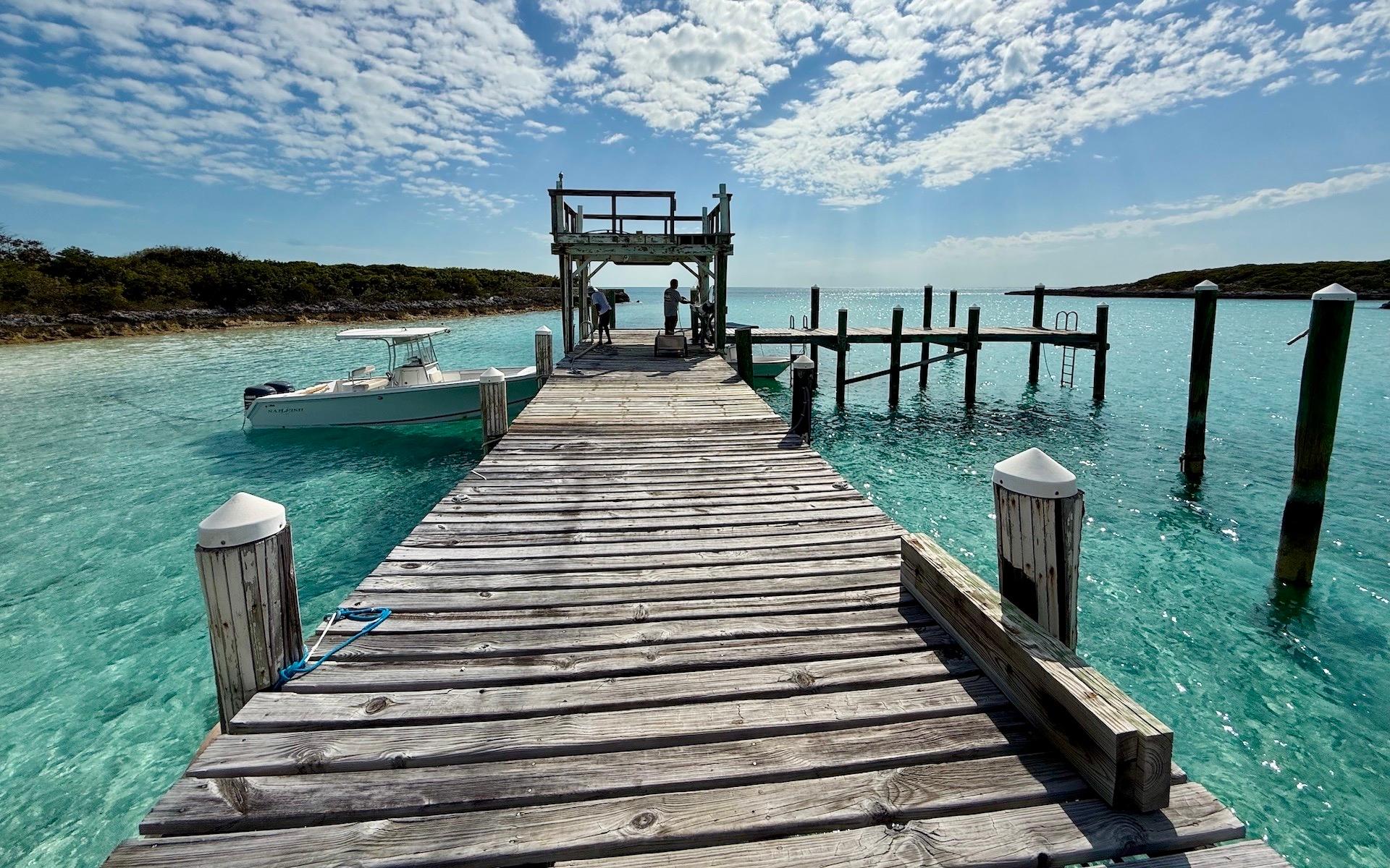 LEAF CAY, PRIVATE ISLAND