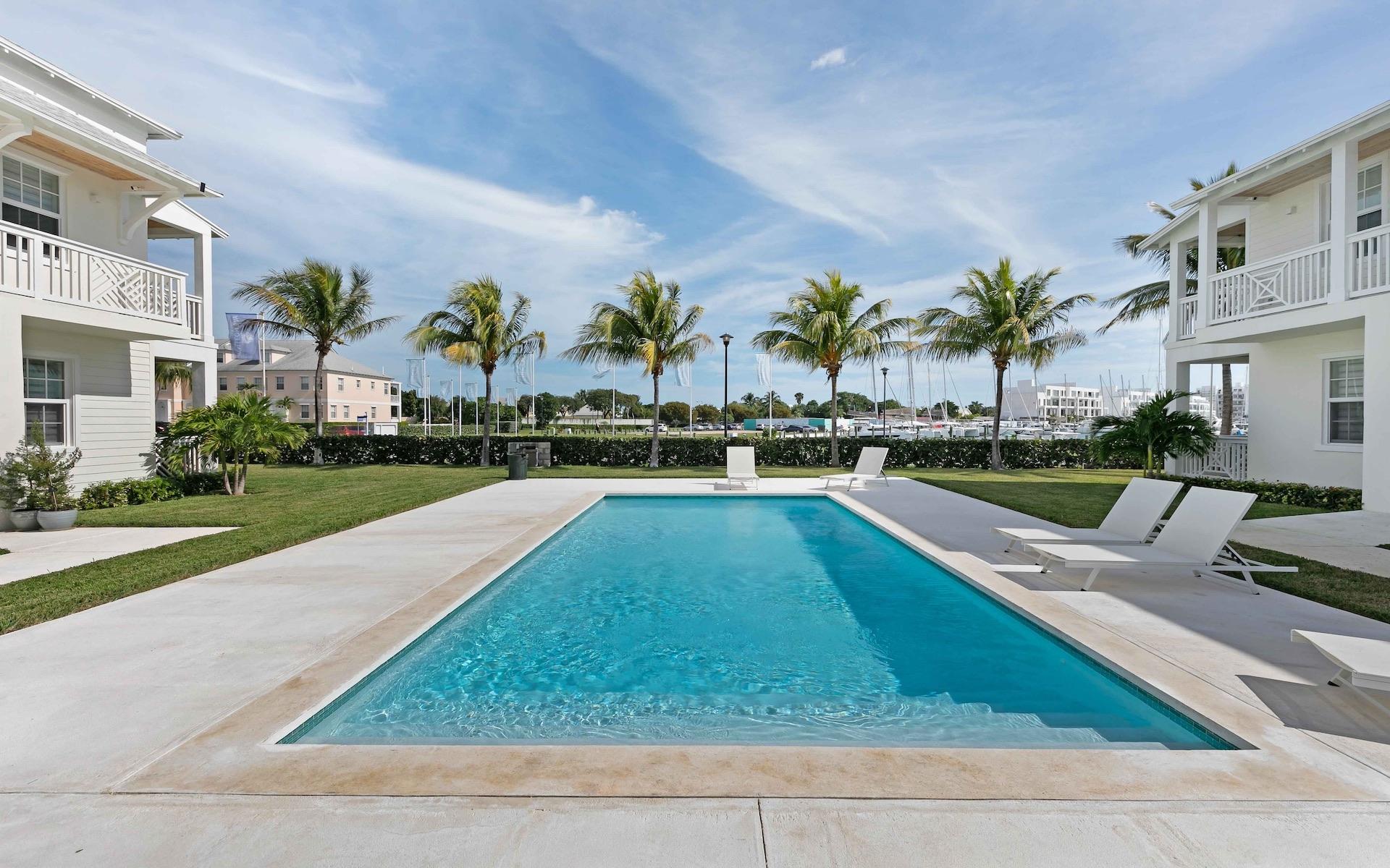 GALLEON BAY, PALM CAY