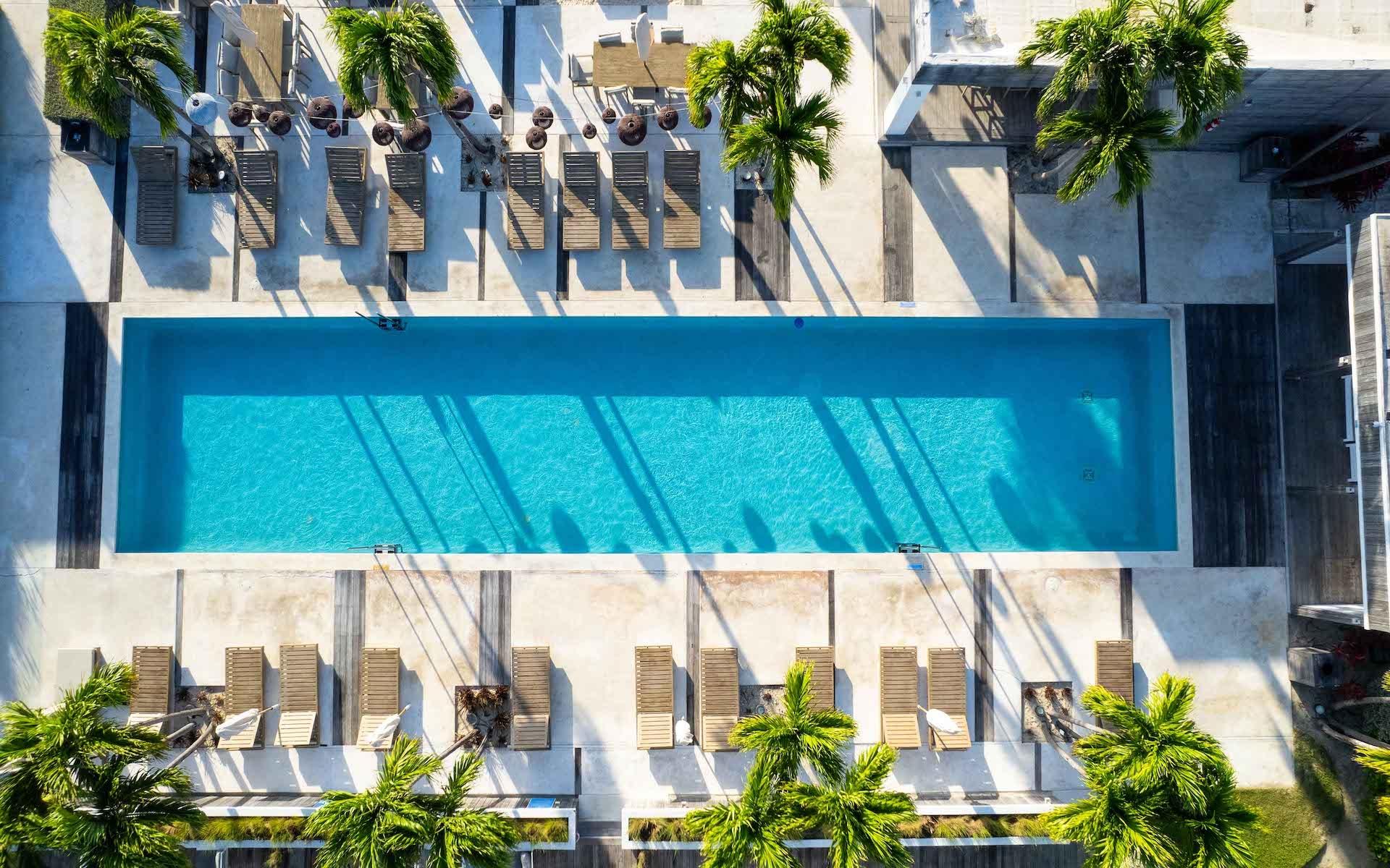 GALLEON BAY, PALM CAY