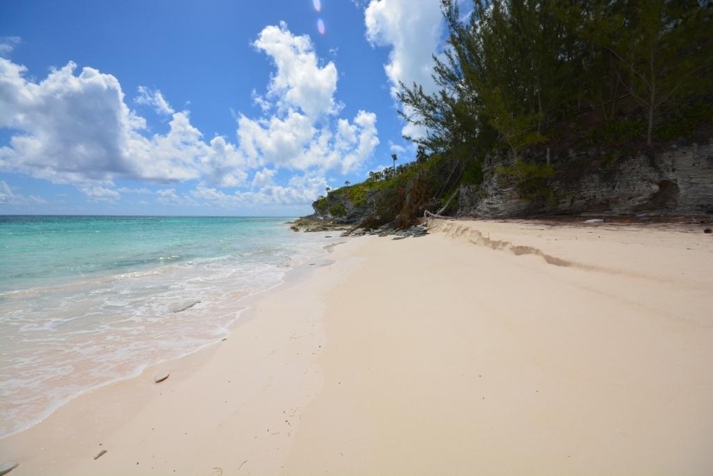 6.762 ACRES, CAREYS POND