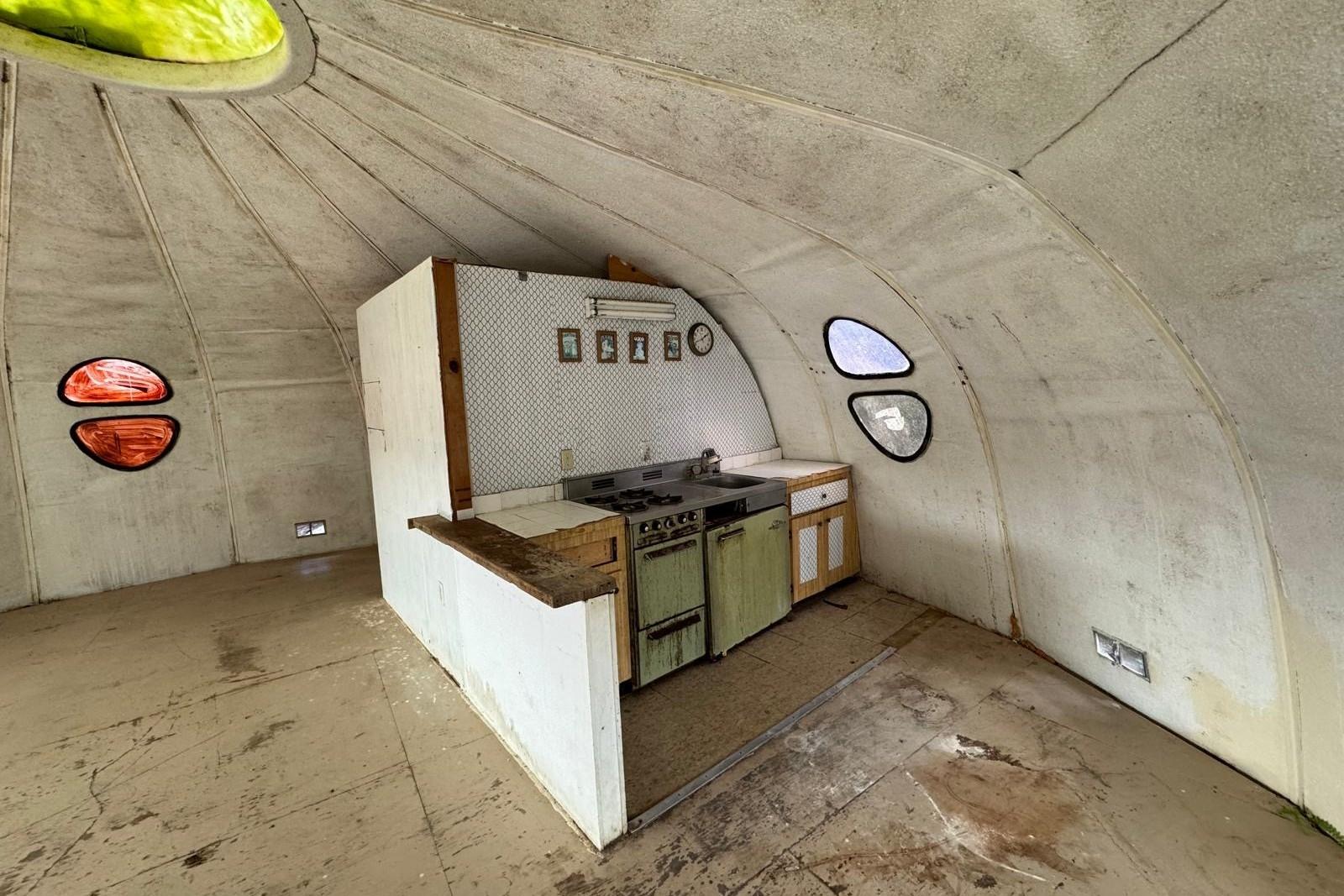 DOME HOUSE BAHAMA SOUND 2