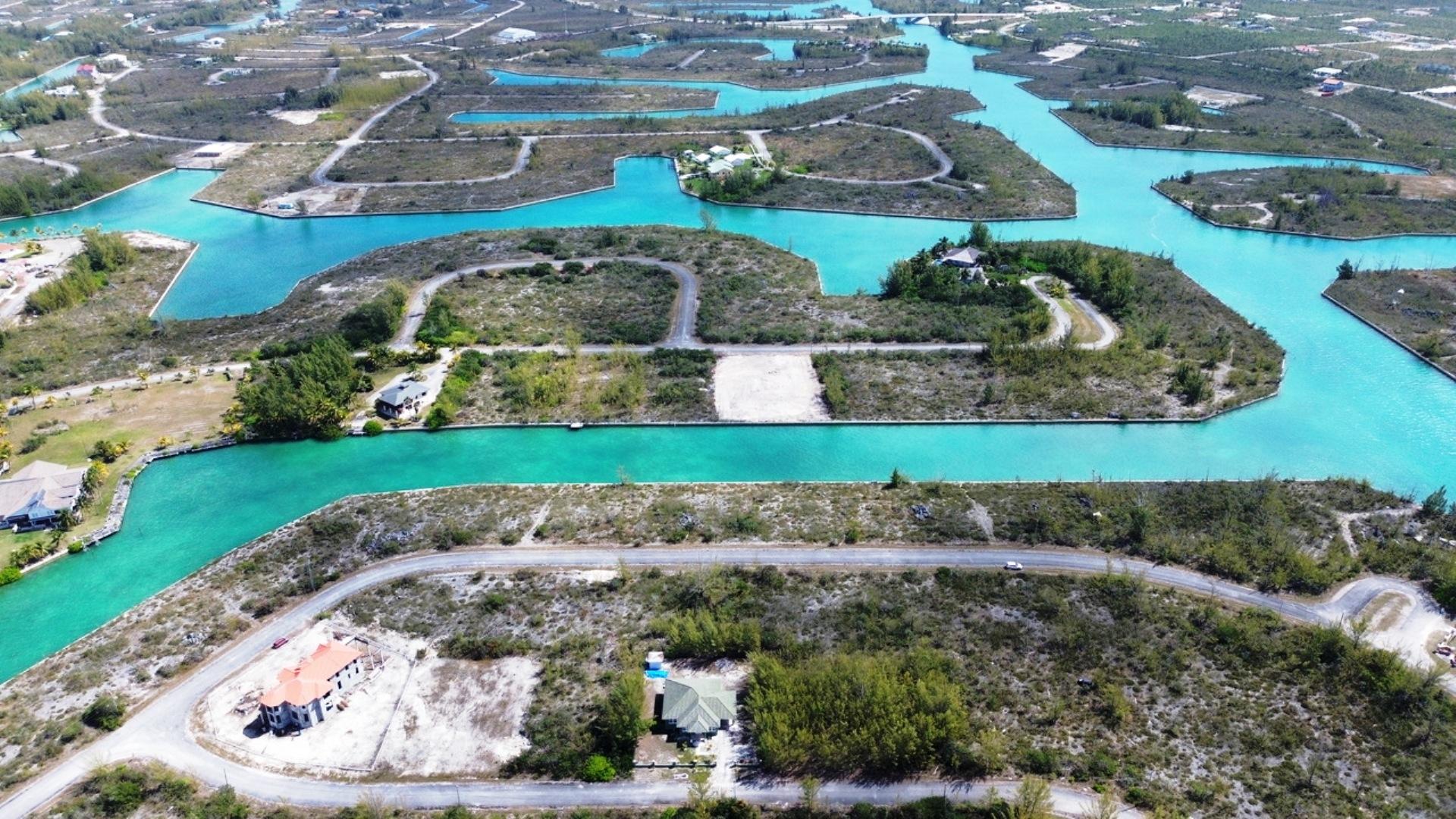 EMERALD BAY CANAL LOT