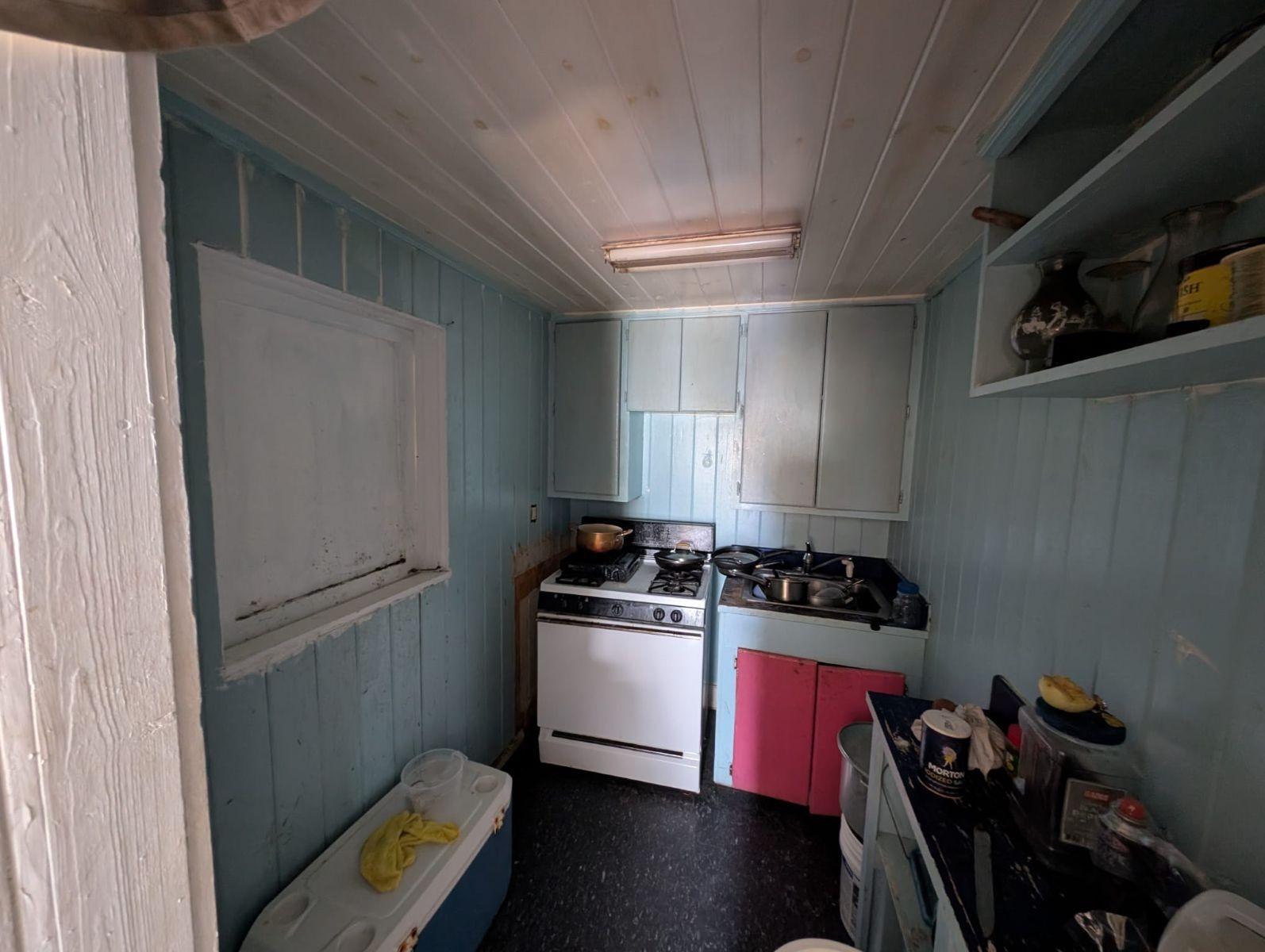 LOT A15, HERMANN ARENS