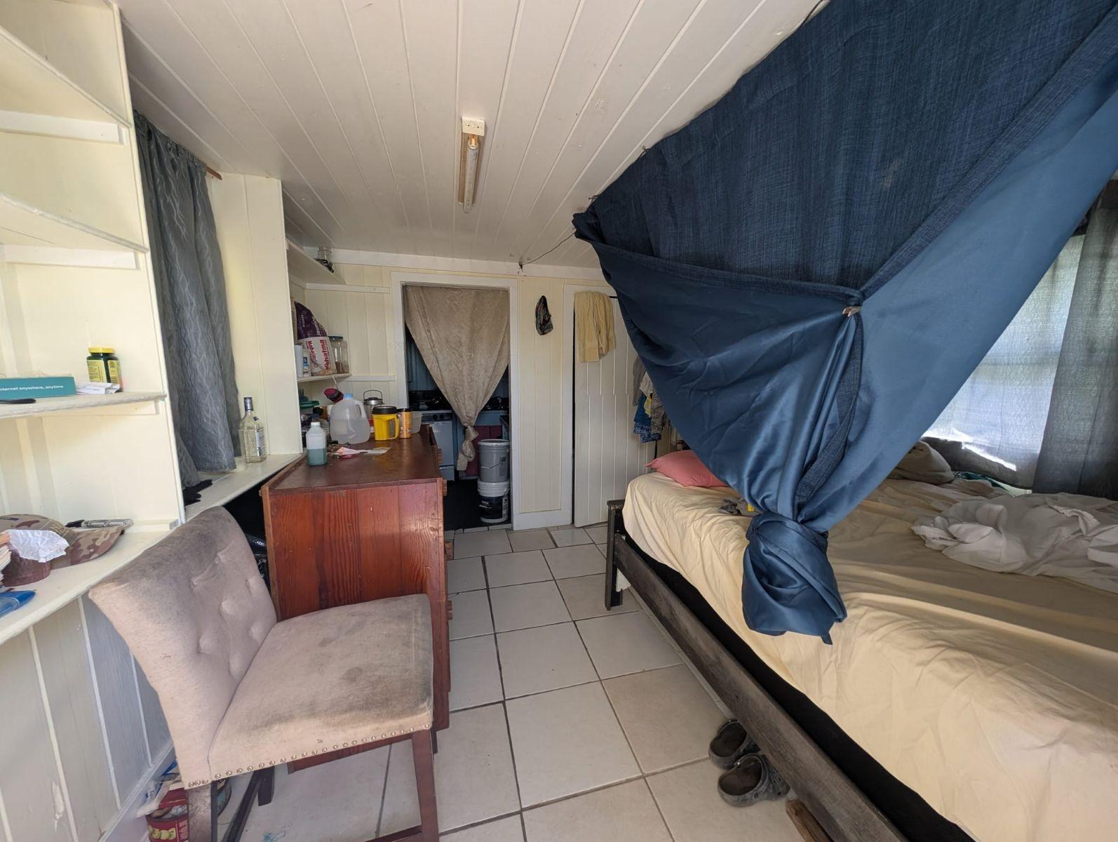 LOT A15, HERMANN ARENS