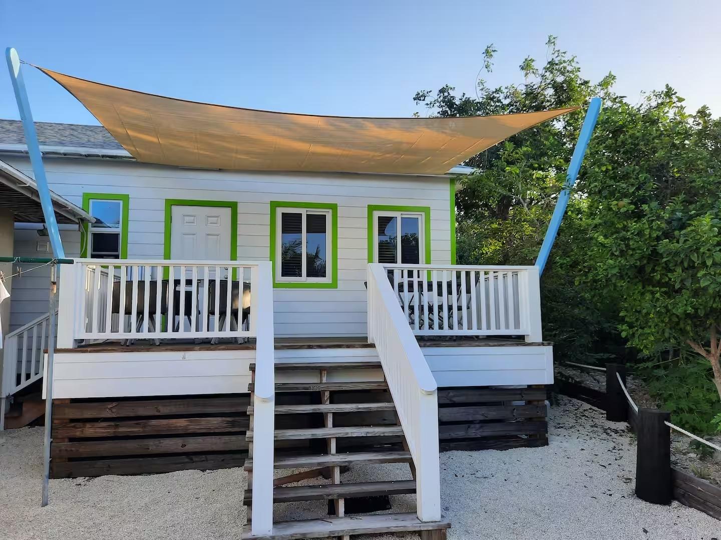 CASTAWAY COTTAGE