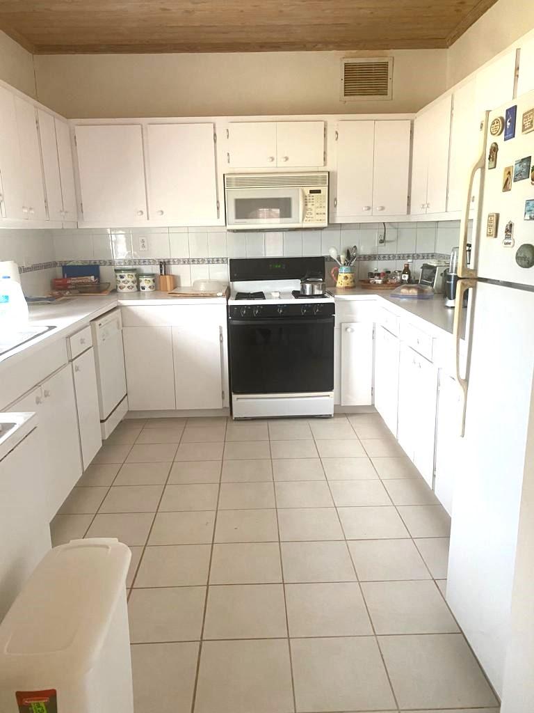 CAPE SANTA MARIA HOUSE