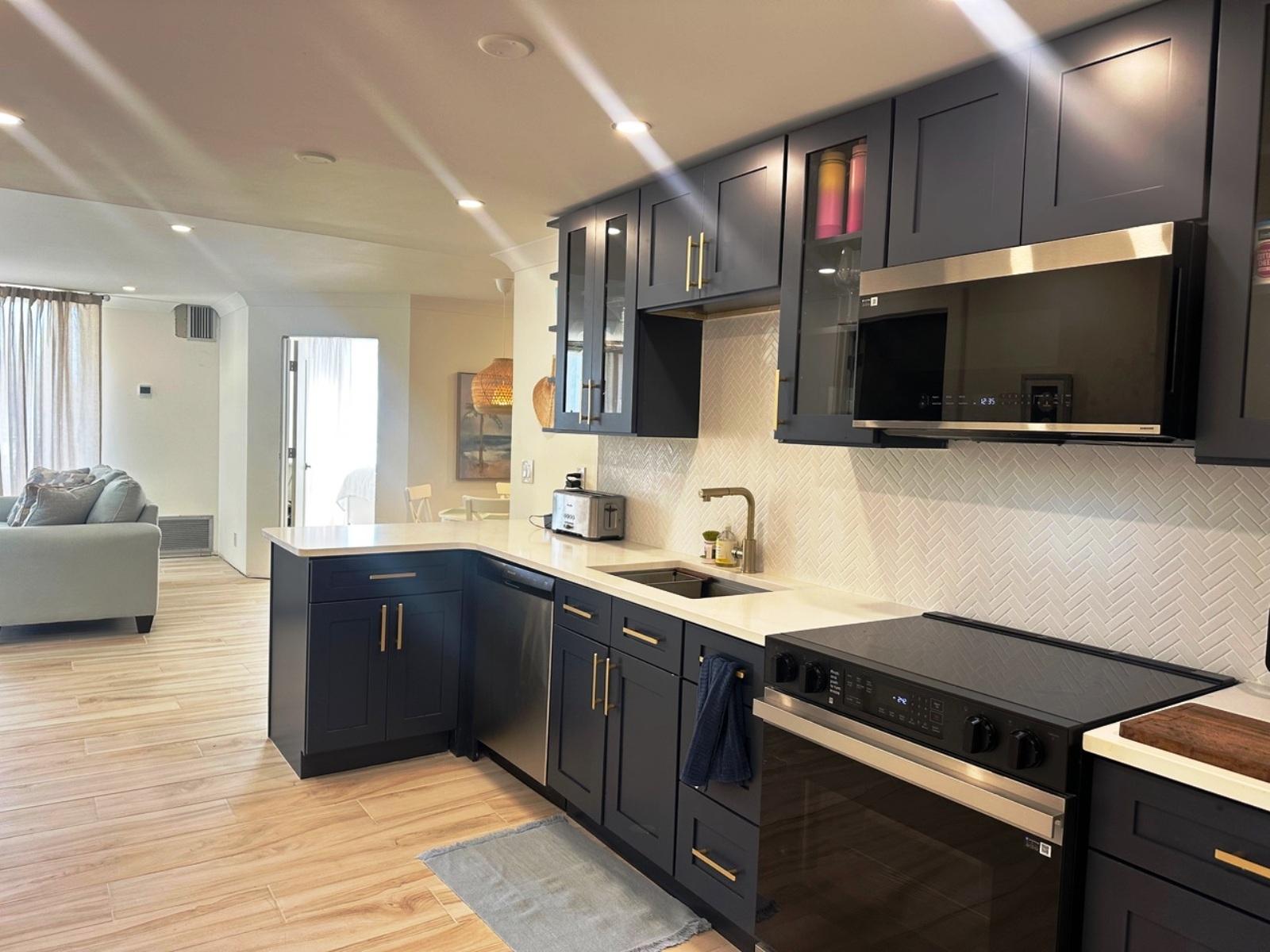 CORAL BEACH CONDOMINIUM