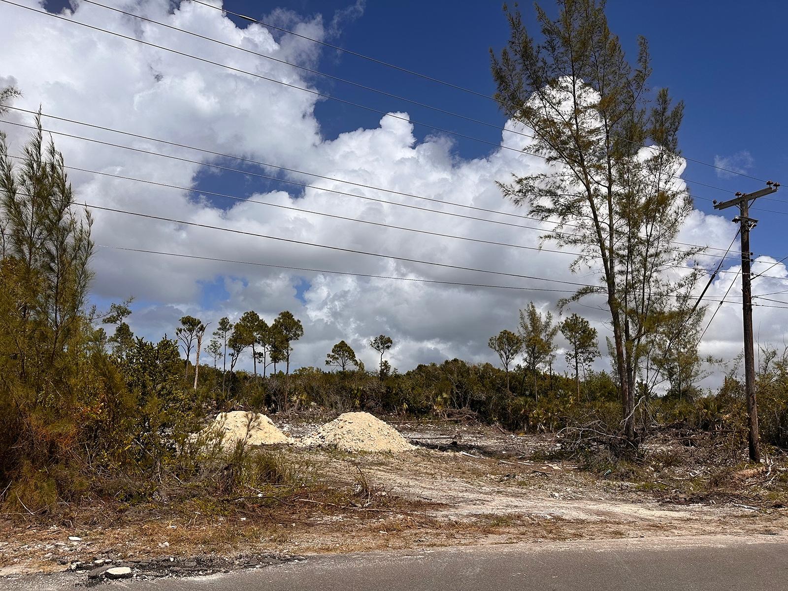 LOT C-2 COUNTRY CLUB RD.