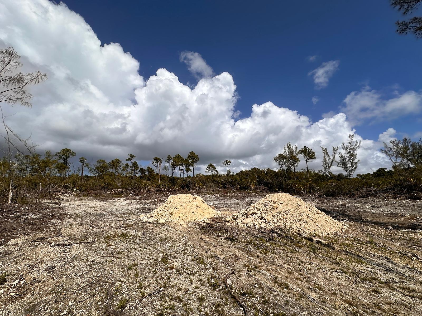 LOT C-2 COUNTRY CLUB RD.