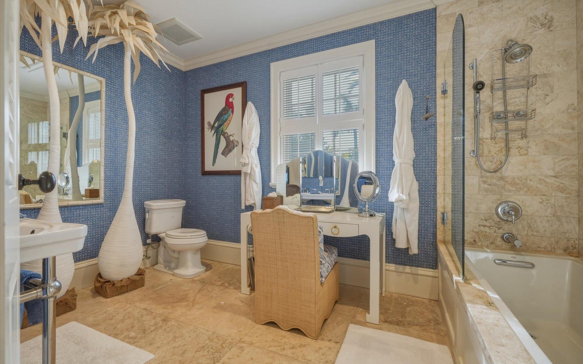 COTT 104, CLIFTON BAY DR.