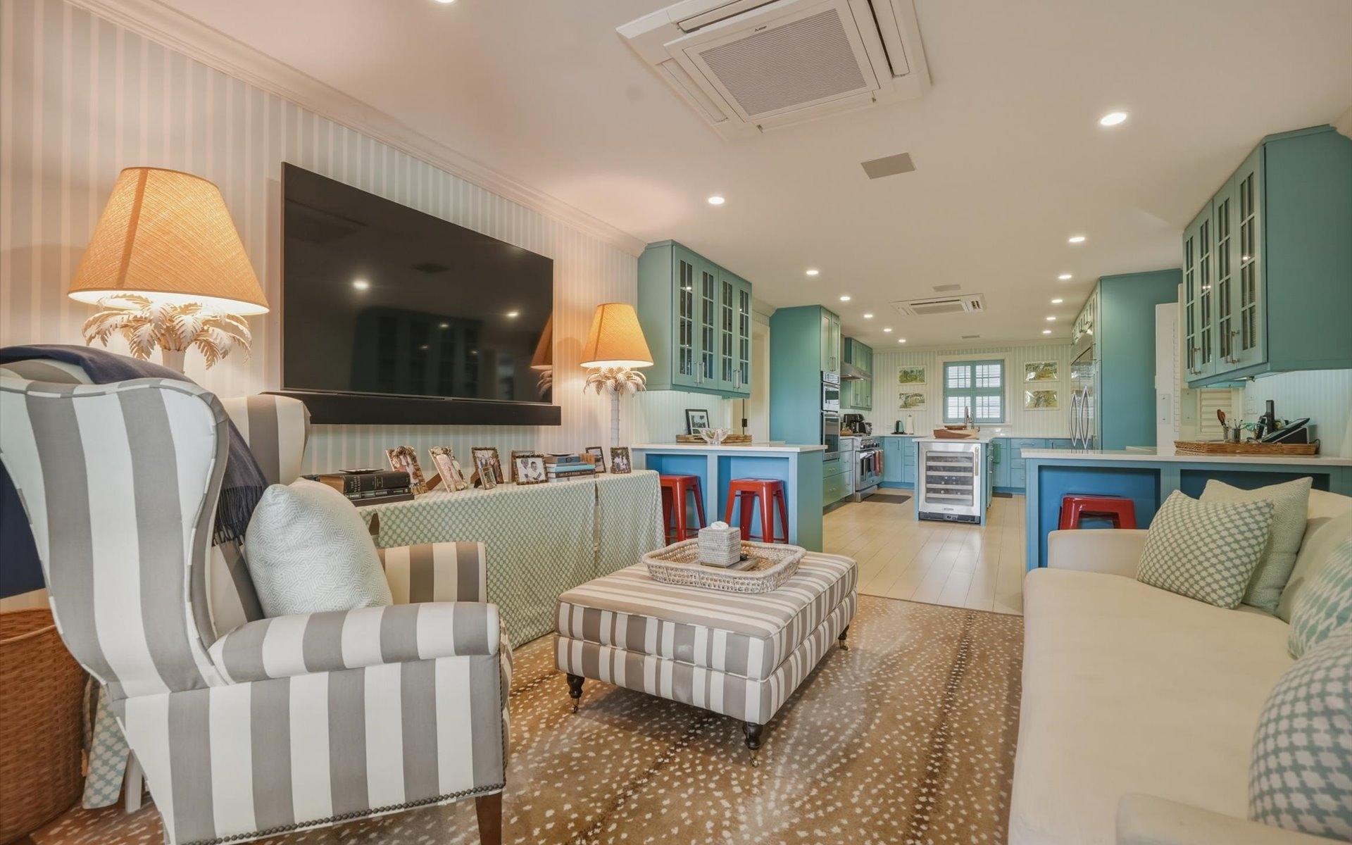 COTT 104, CLIFTON BAY DR.