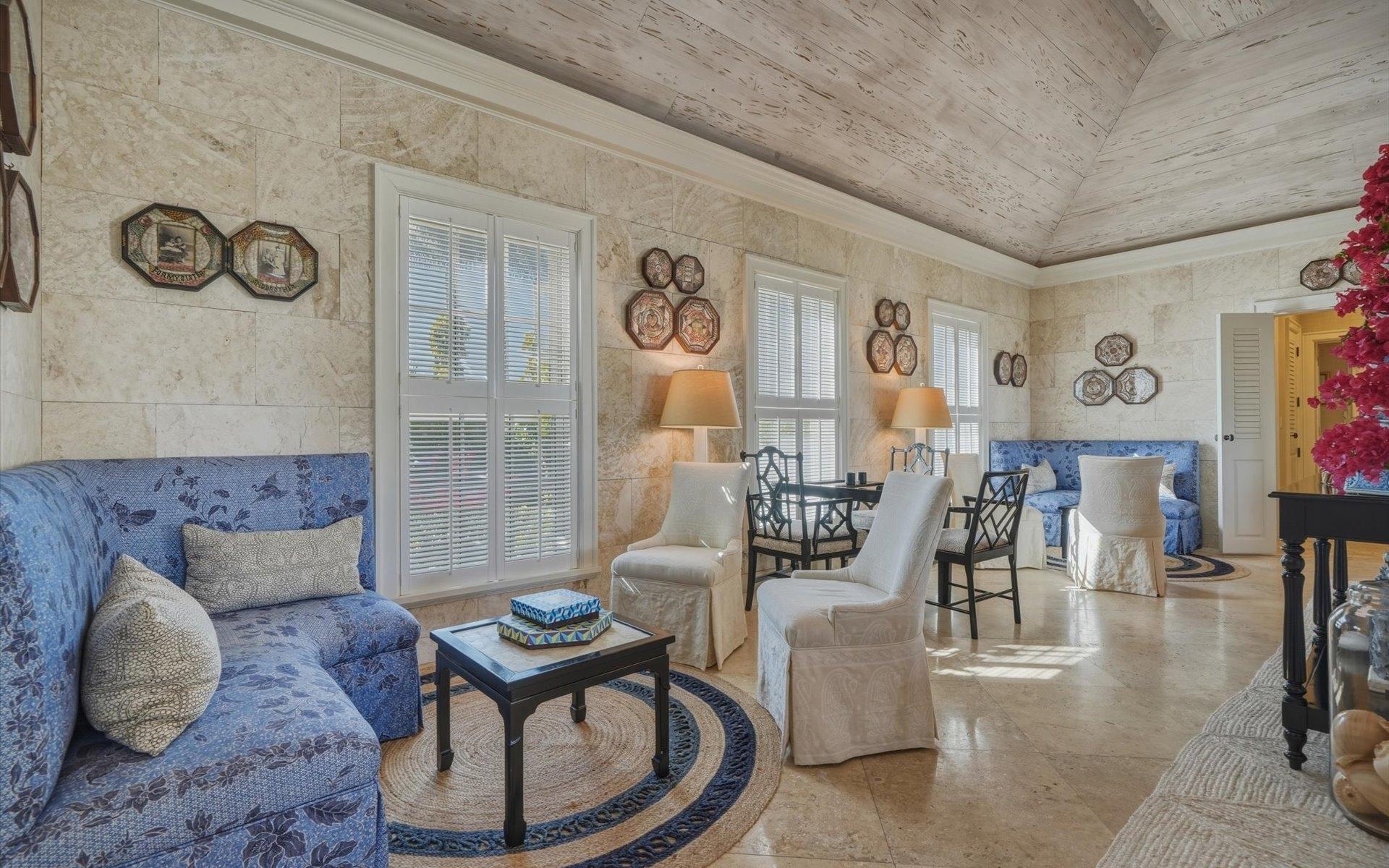 COTT 104, CLIFTON BAY DR.