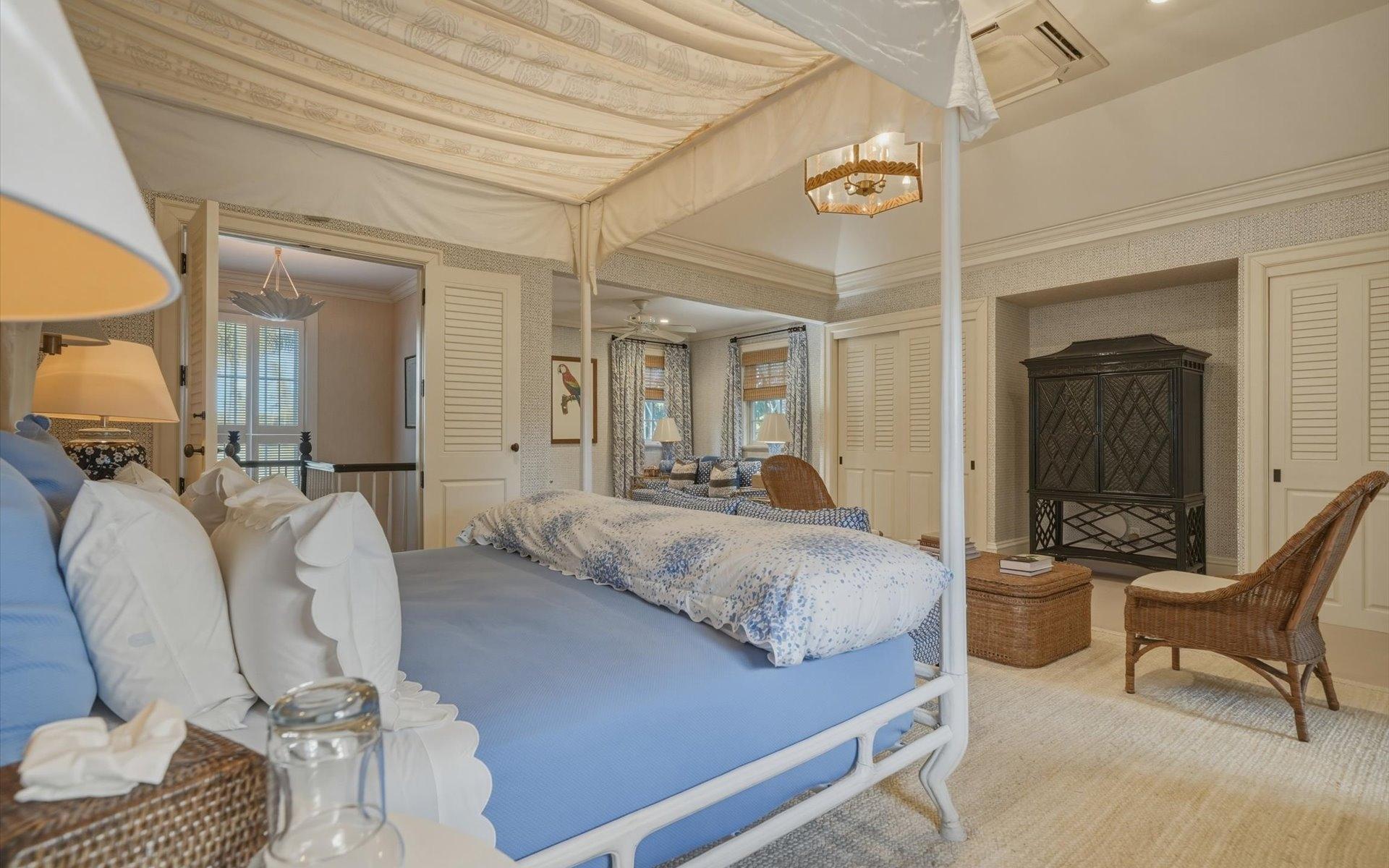 COTT 104, CLIFTON BAY DR.