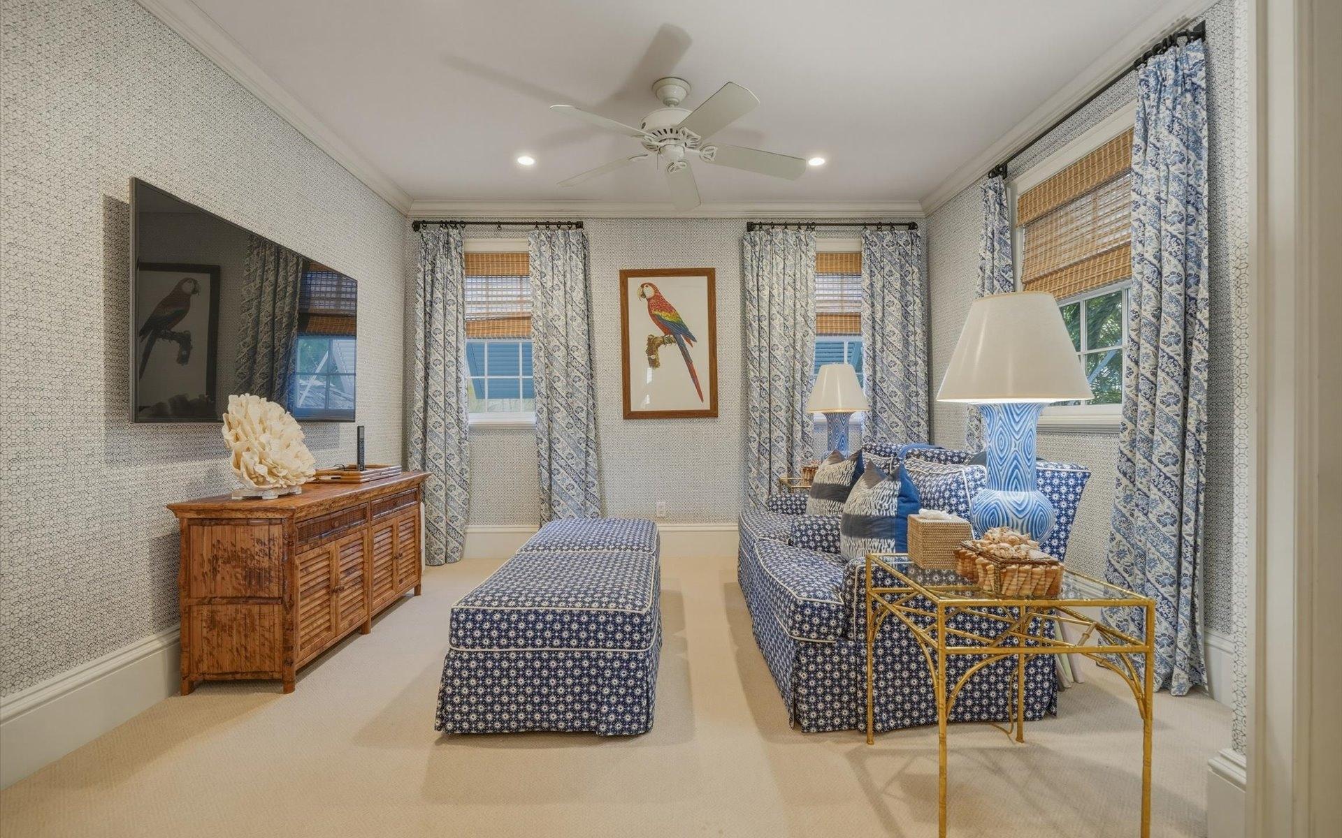 COTT 104, CLIFTON BAY DR.