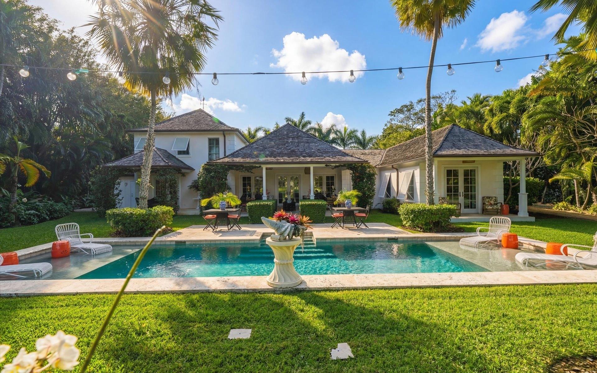 COTT 104, CLIFTON BAY DR.