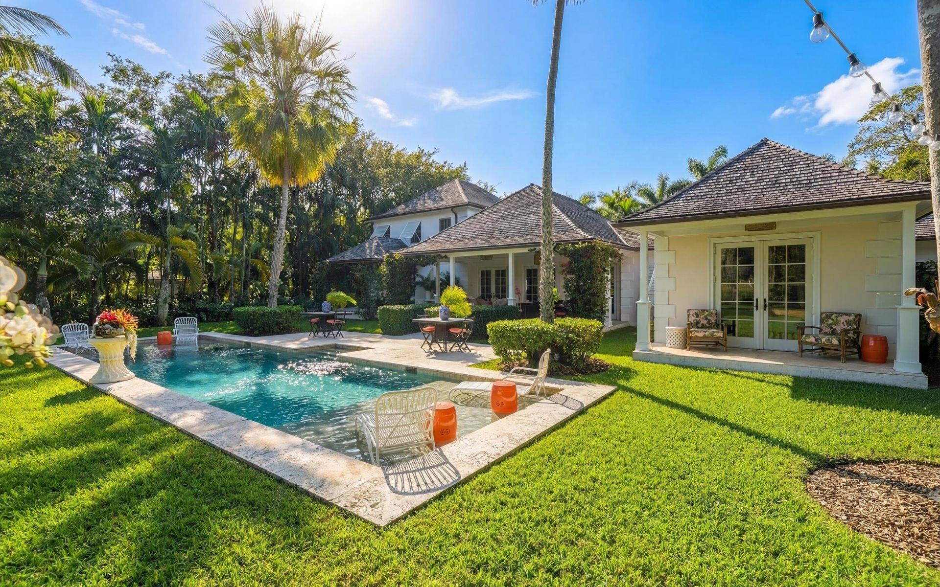 COTT 104, CLIFTON BAY DR.