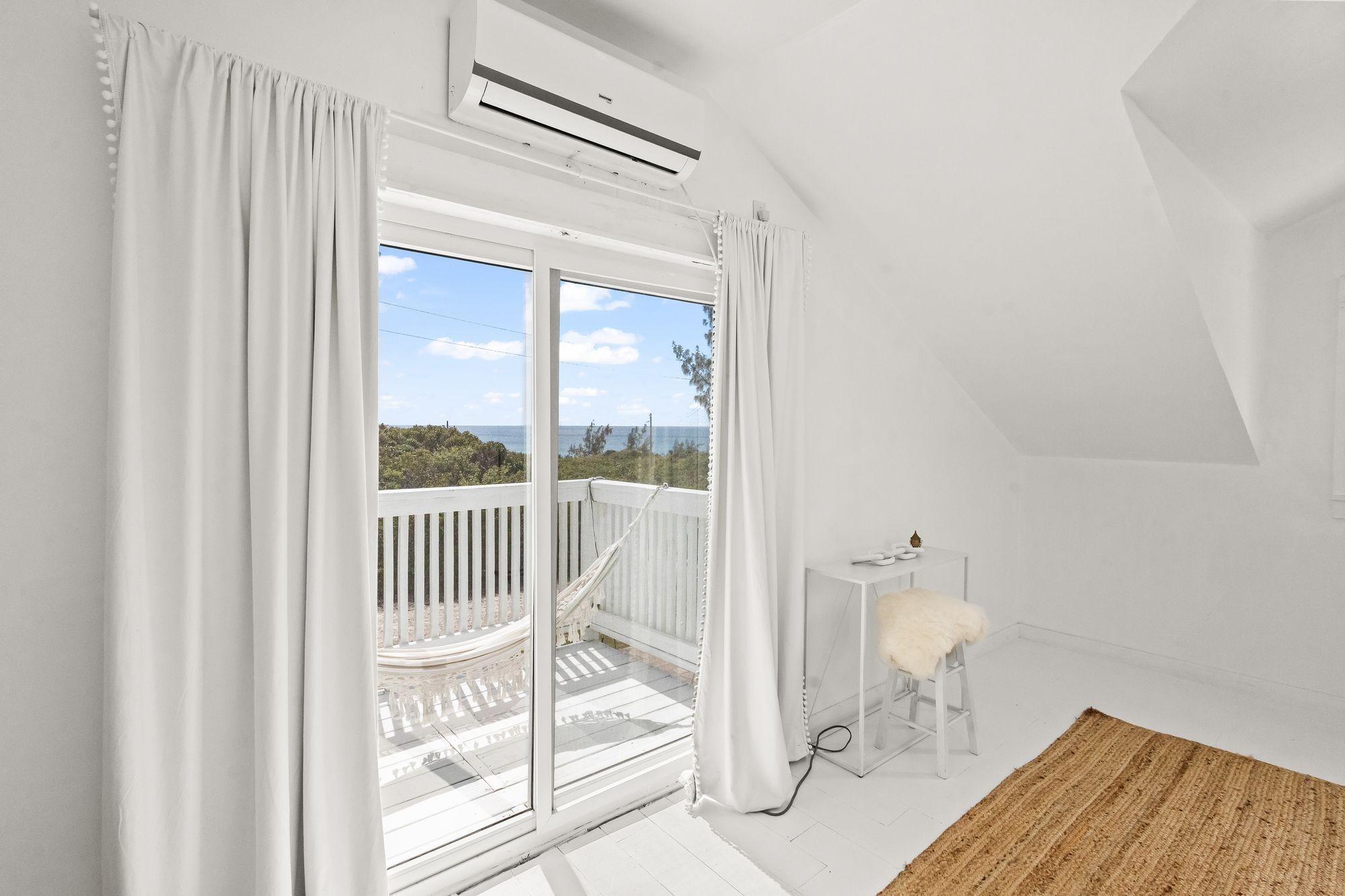 RAINBOW HILL CIRCLE HOUSE