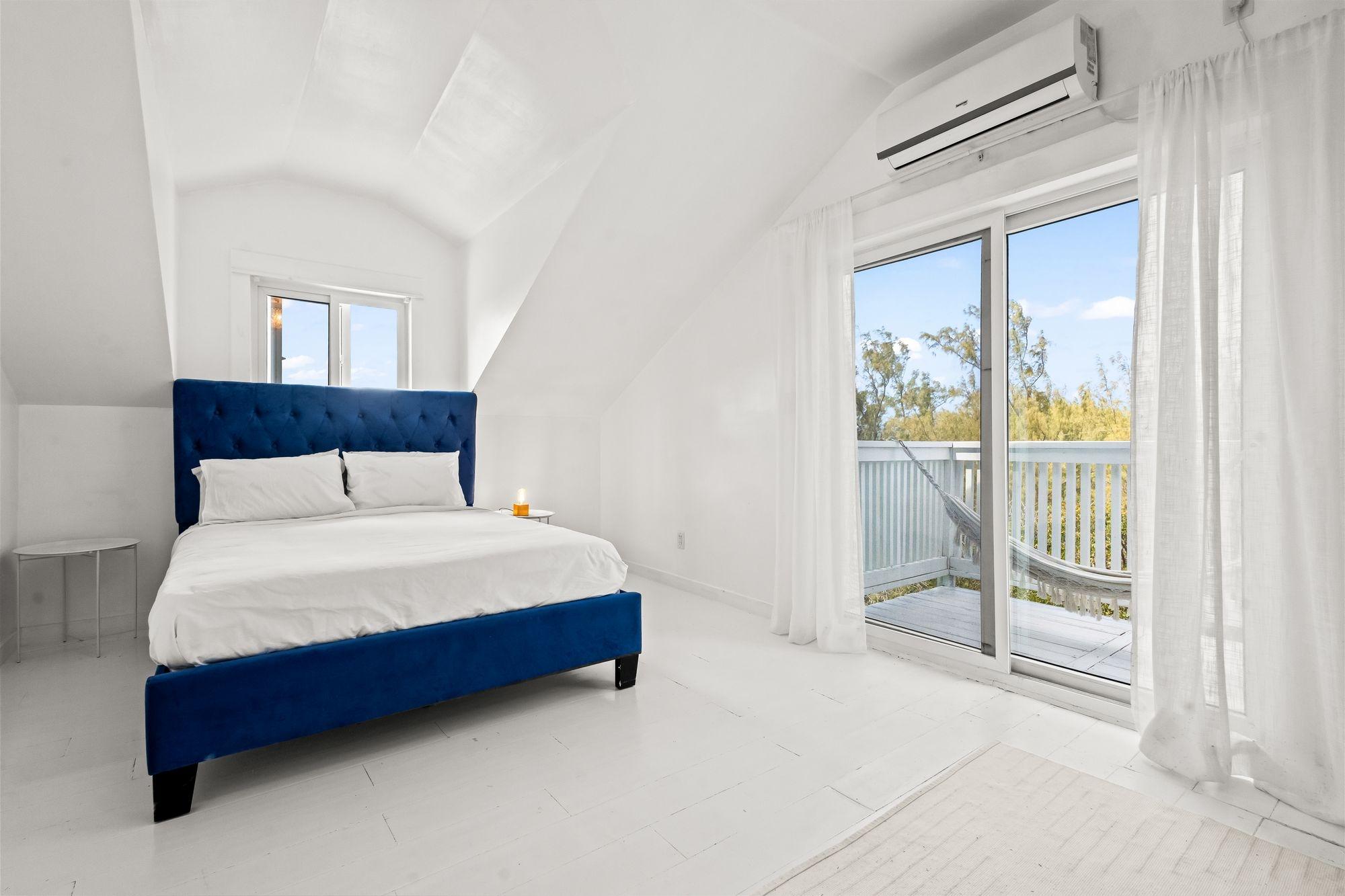 RAINBOW HILL CIRCLE HOUSE