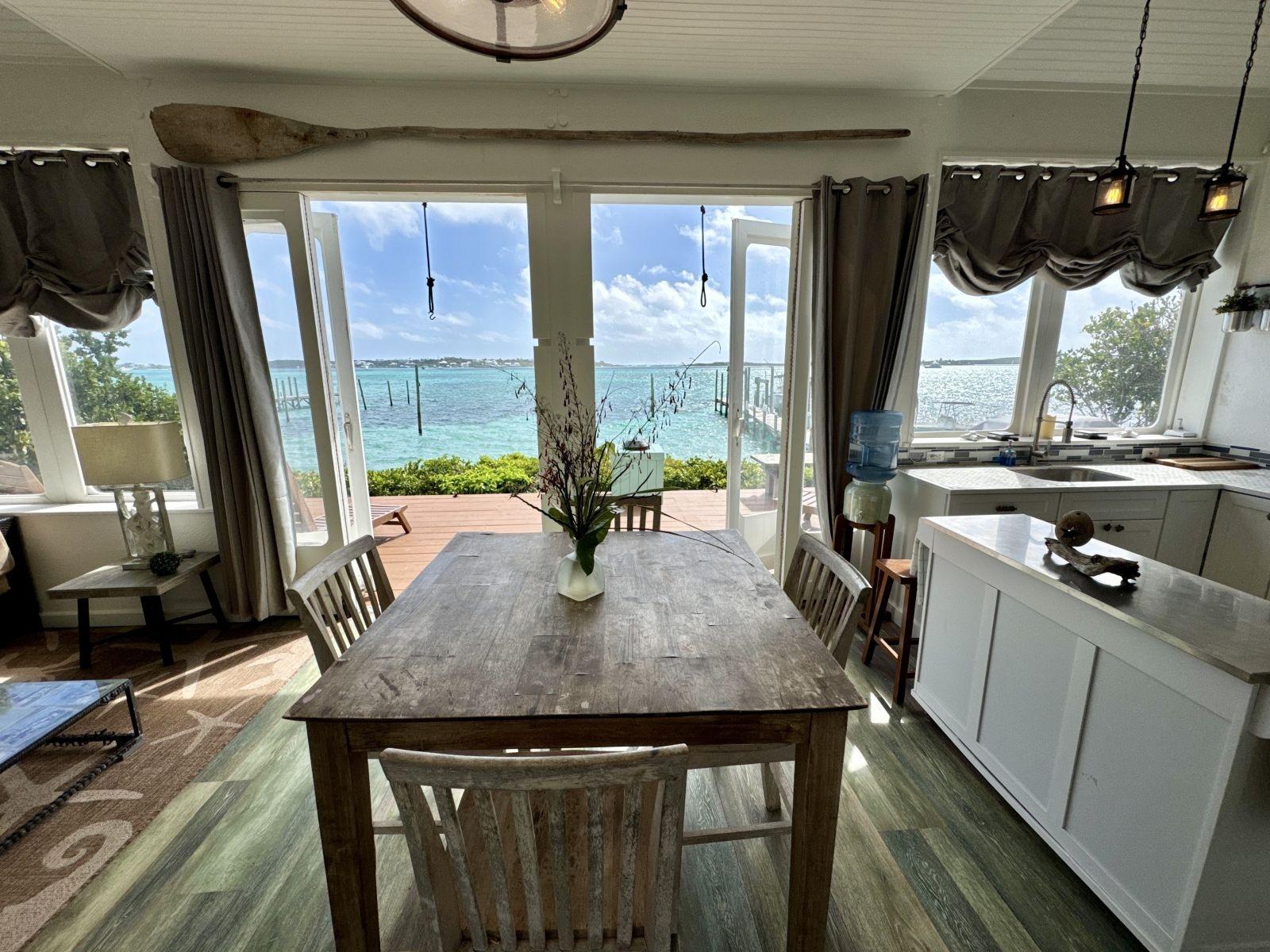 THE GREEN HOUSE, CAT 6 CA