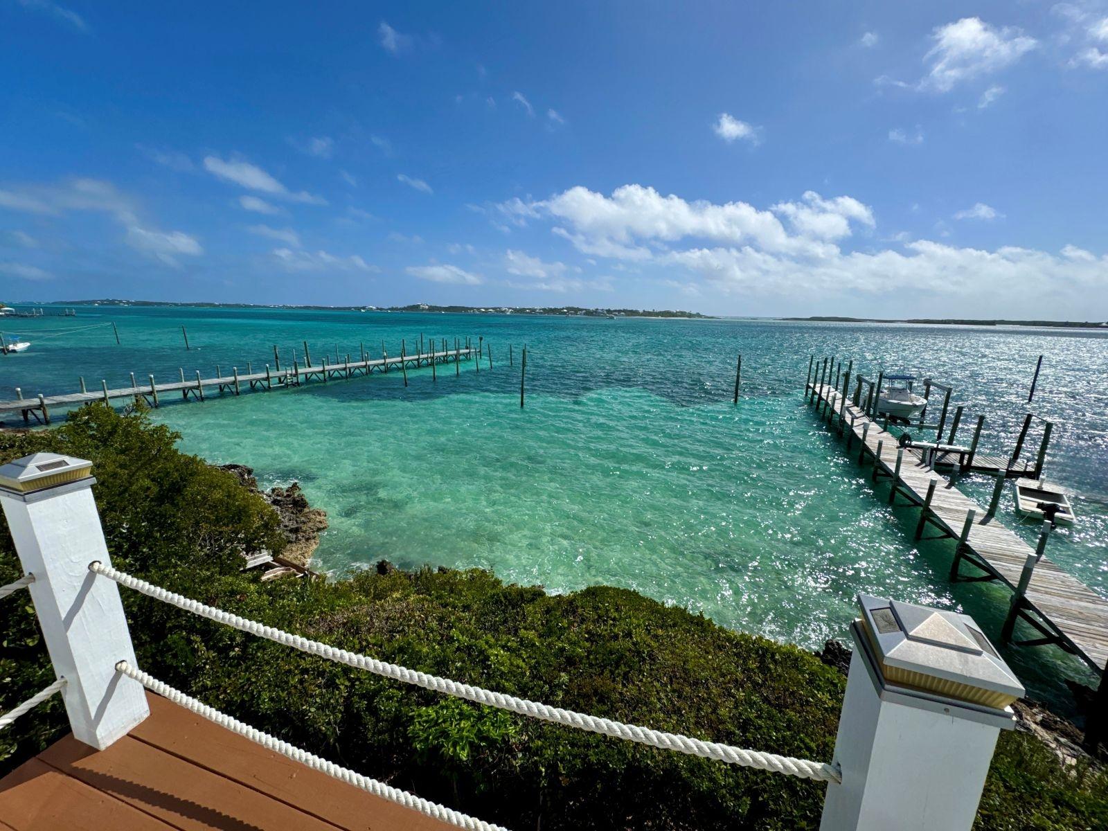 THE GREEN HOUSE, CAT 6 CA